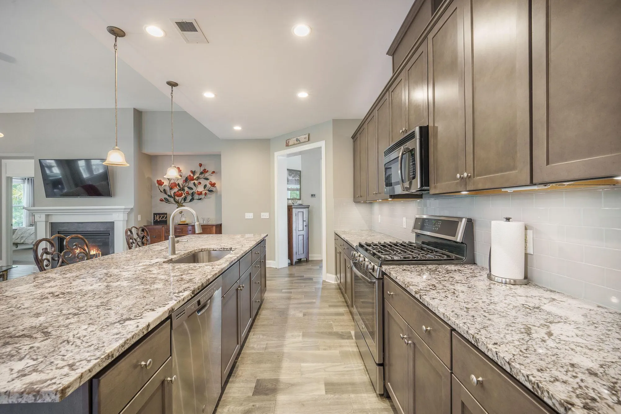 Property Slideshow image 10 of 41 | 3006 cross vine ln, Summerville, SC, 29483