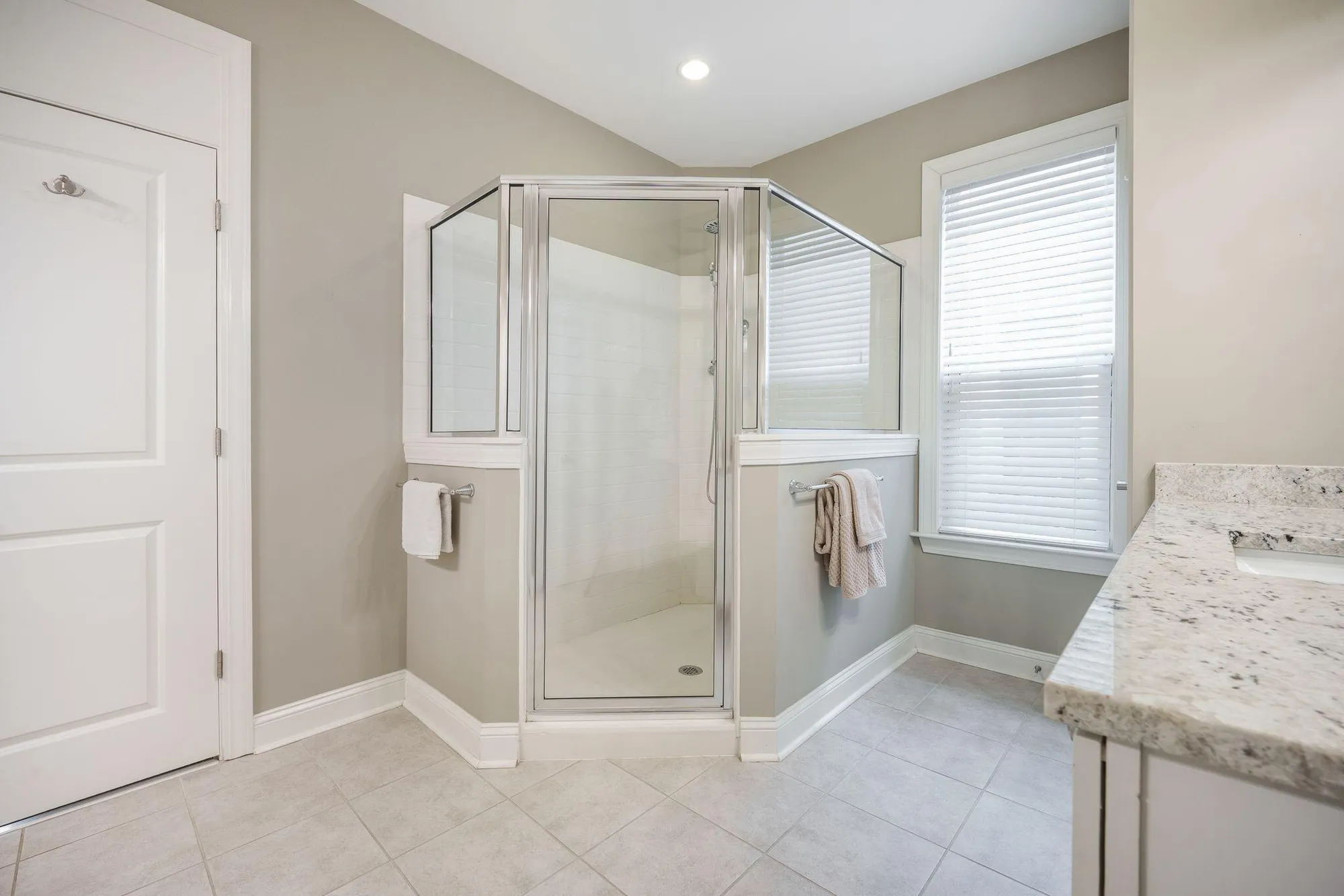 Property Slideshow image 21 of 41 | 3006 cross vine ln, Summerville, SC, 29483