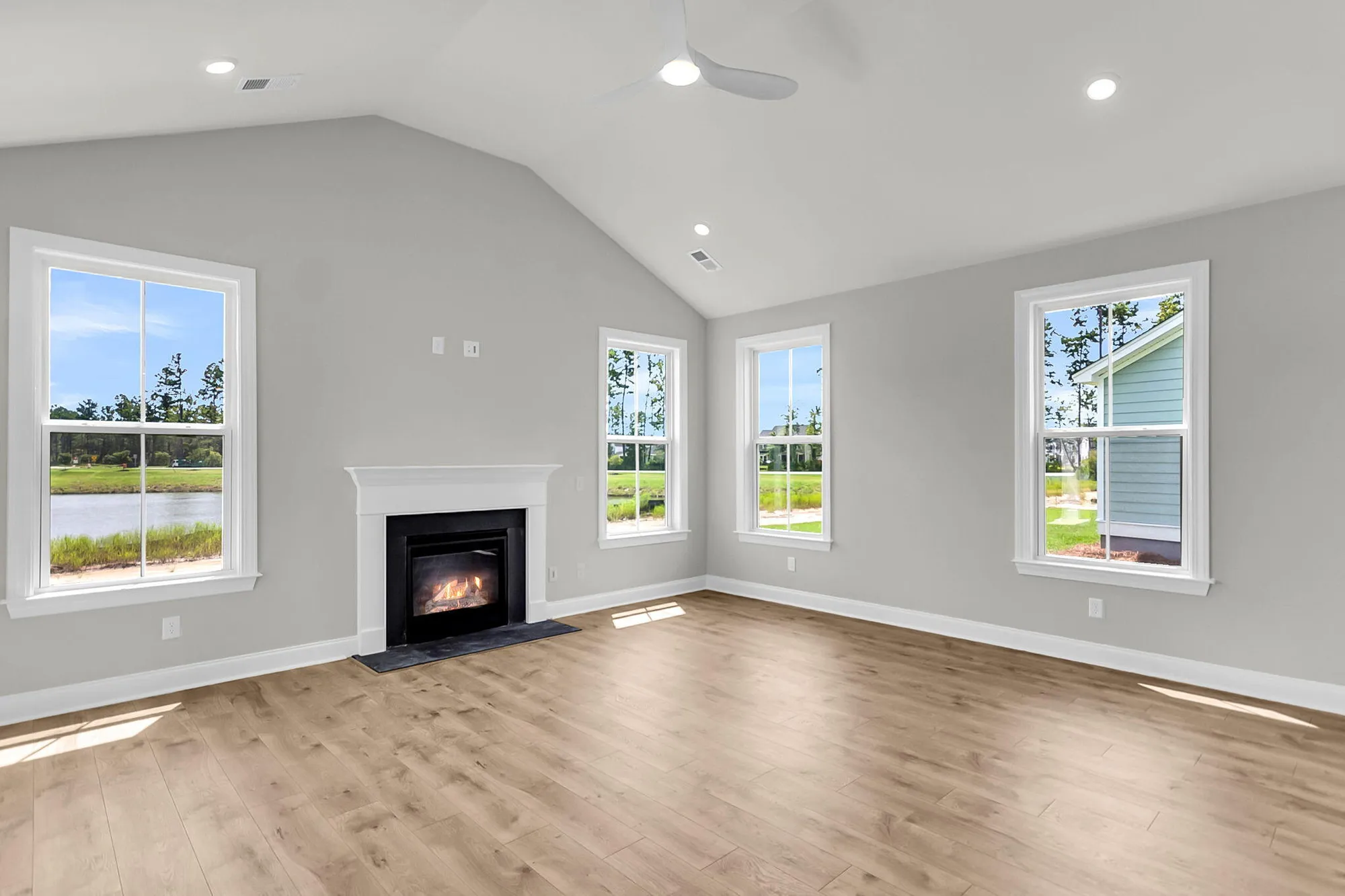 Property Slideshow image 19 of 52 | 755 maynard ln, Summerville, SC, 29486