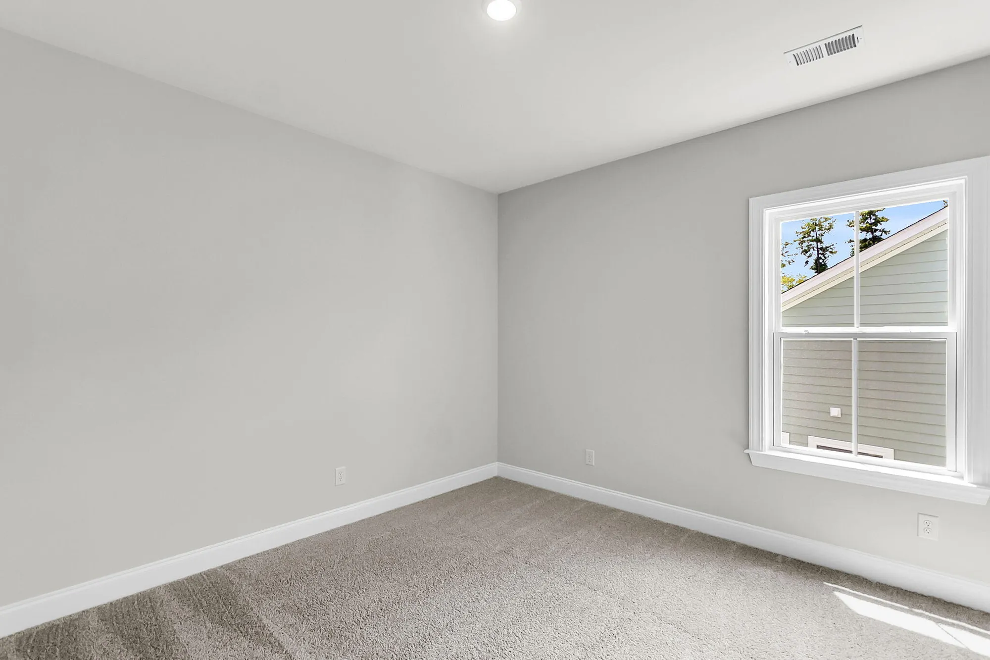 Property Slideshow image 34 of 52 | 755 maynard ln, Summerville, SC, 29486