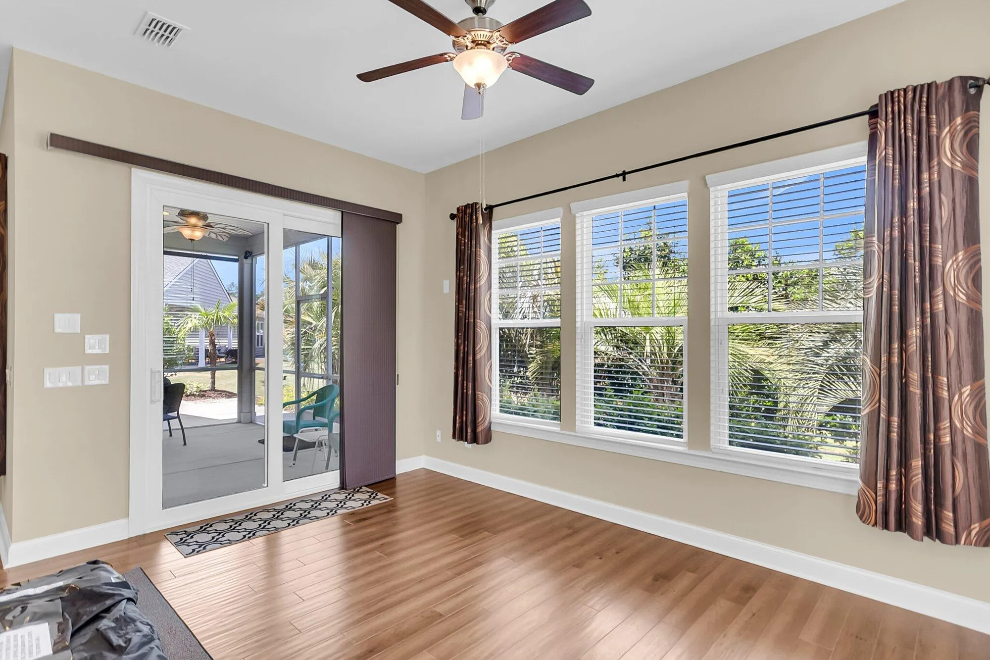 Property Slideshow image 23 of 66 | 522 tidewater chase ln, Summerville, SC, 29486