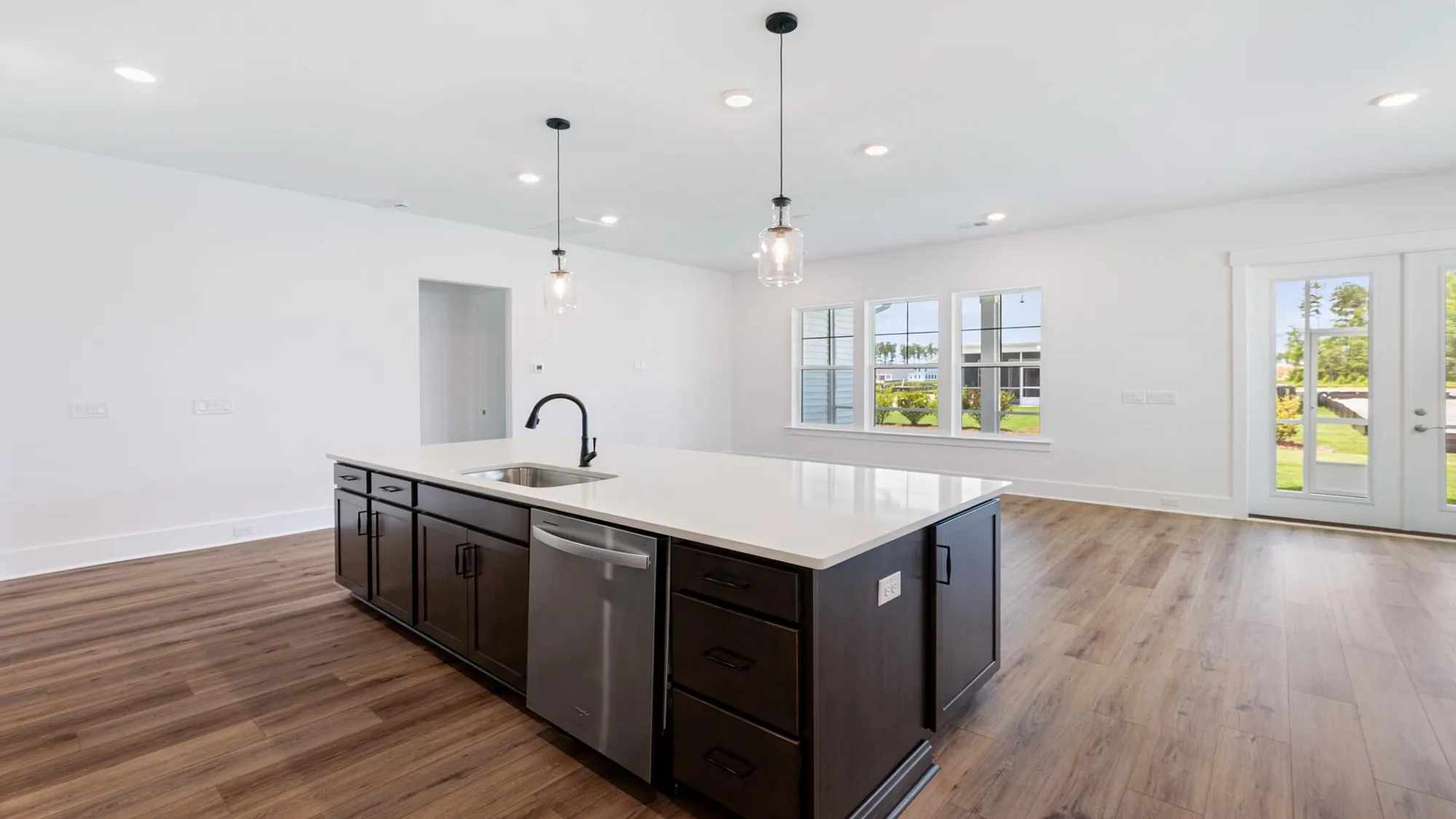 Property Slideshow image 11 of 21 | 139 summerwind dr, Summerville, SC, 29486