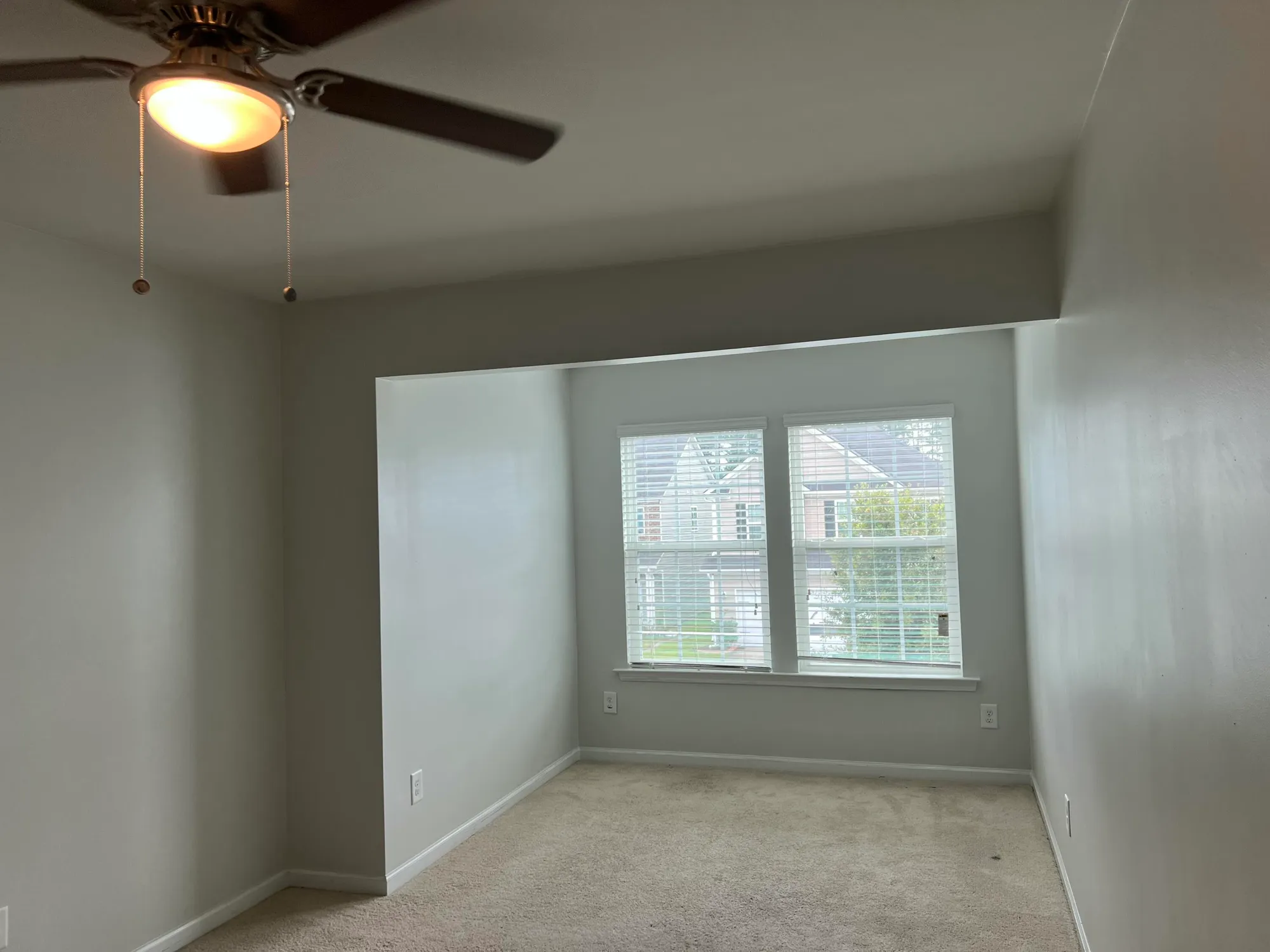 Property Slideshow image 27 of 43 | 828 redbud ln, Summerville, SC, 29486