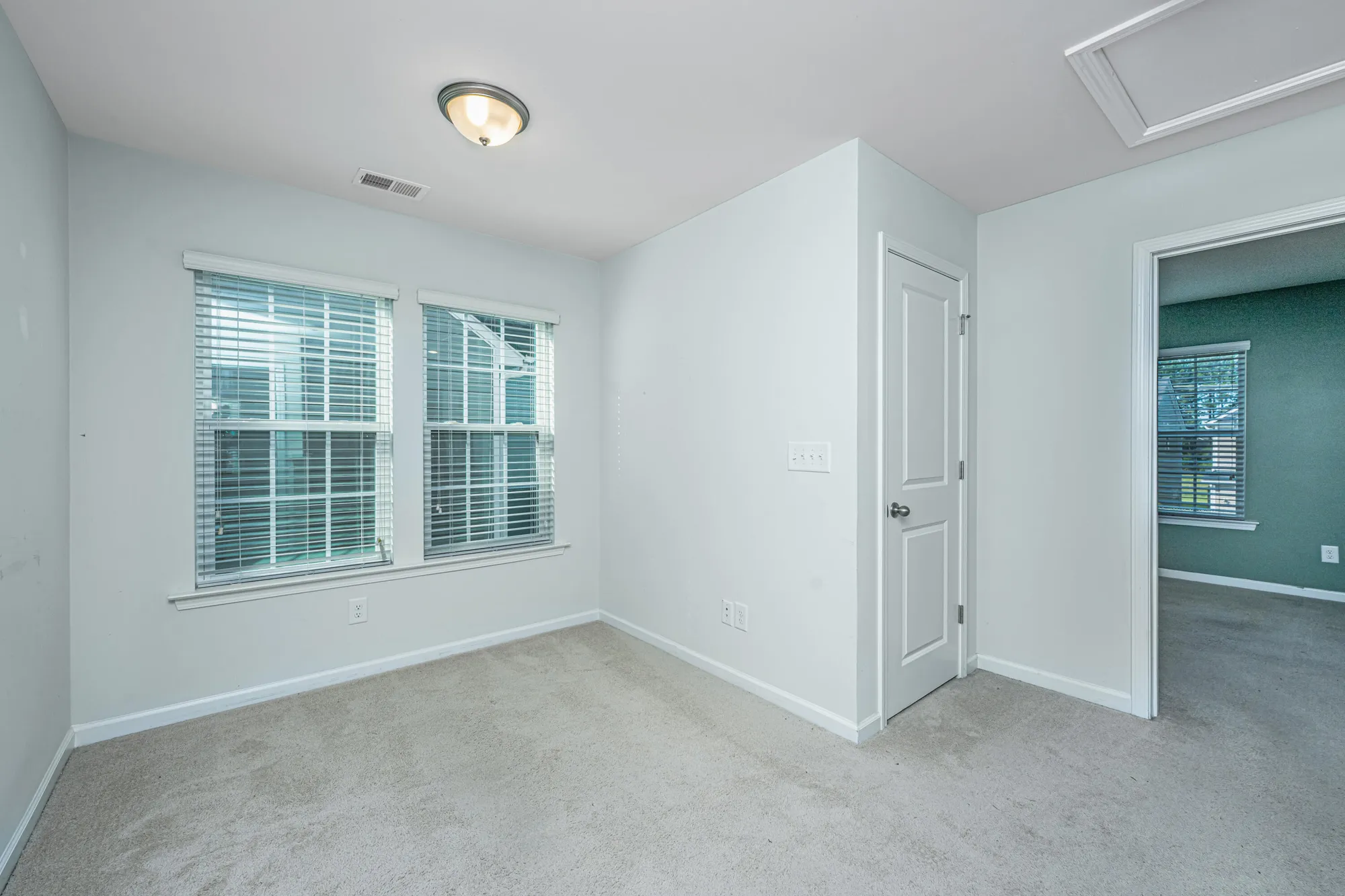 Property Slideshow image 24 of 43 | 828 redbud ln, Summerville, SC, 29486