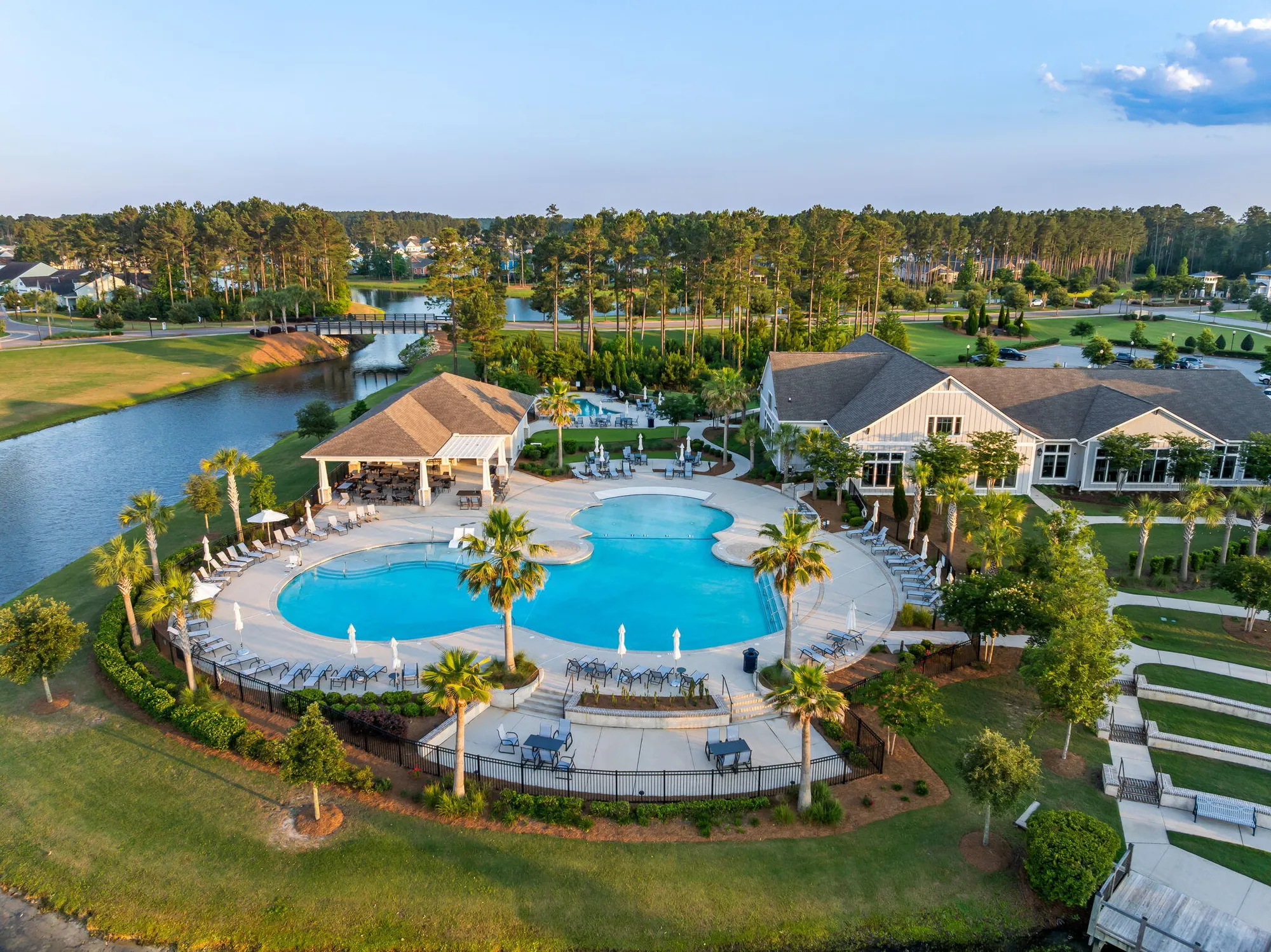 Property Slideshow image 23 of 28 | 504 marsh cove cir, Summerville, SC, 29486