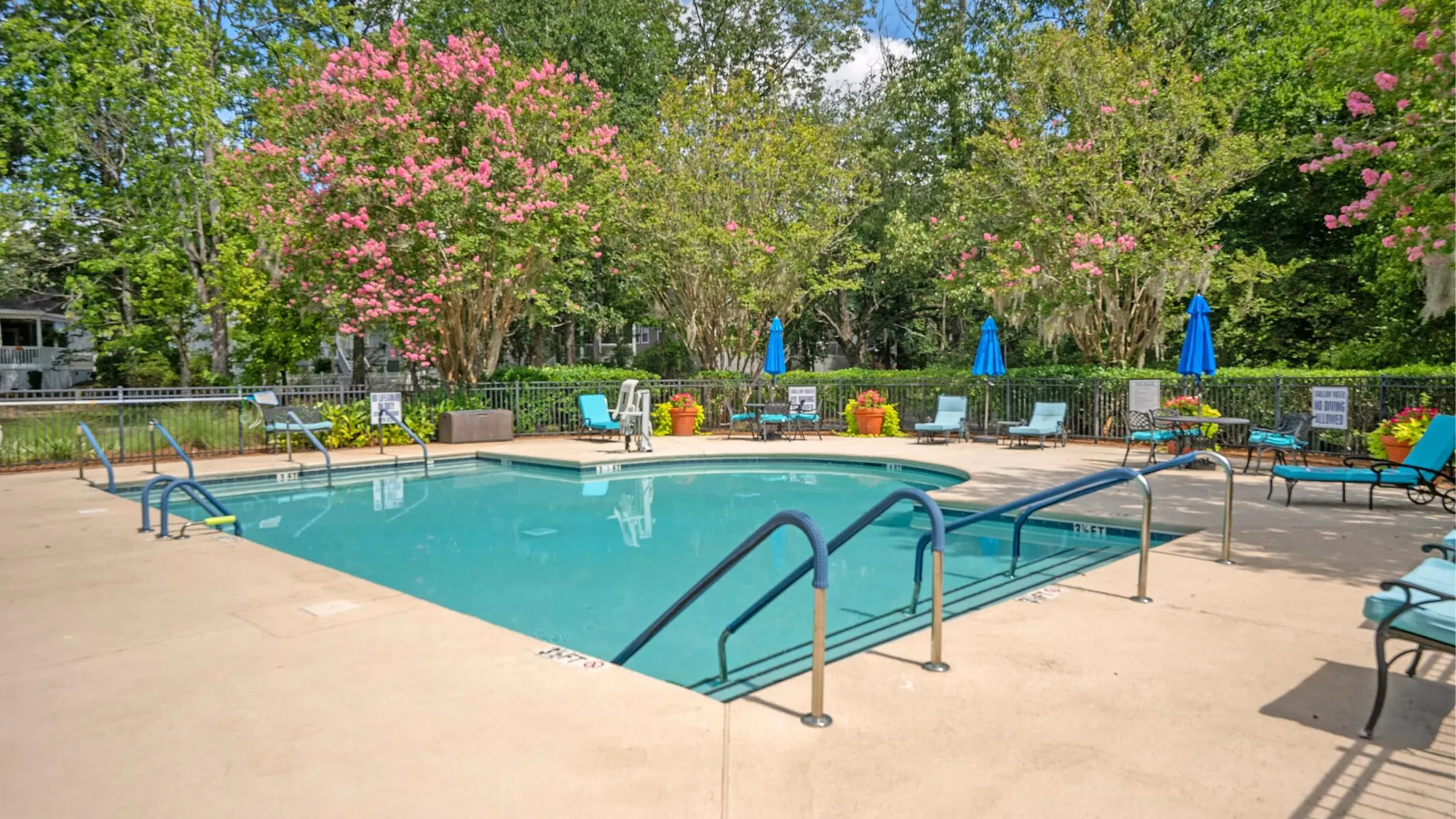 Property Slideshow image 33 of 38 | 9117 woodcreek ct, North Charleston, SC, 29406