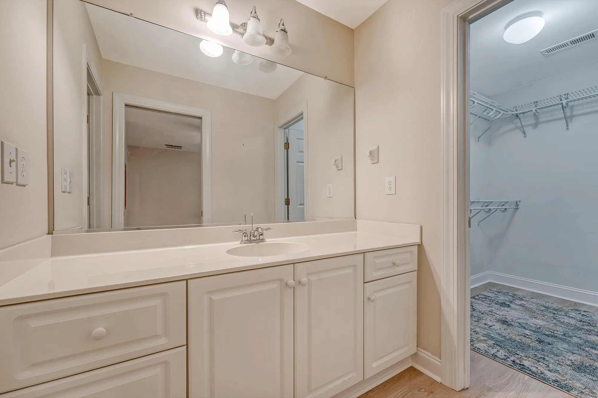 Property Slideshow image 14 of 38 | 9117 woodcreek ct, North Charleston, SC, 29406