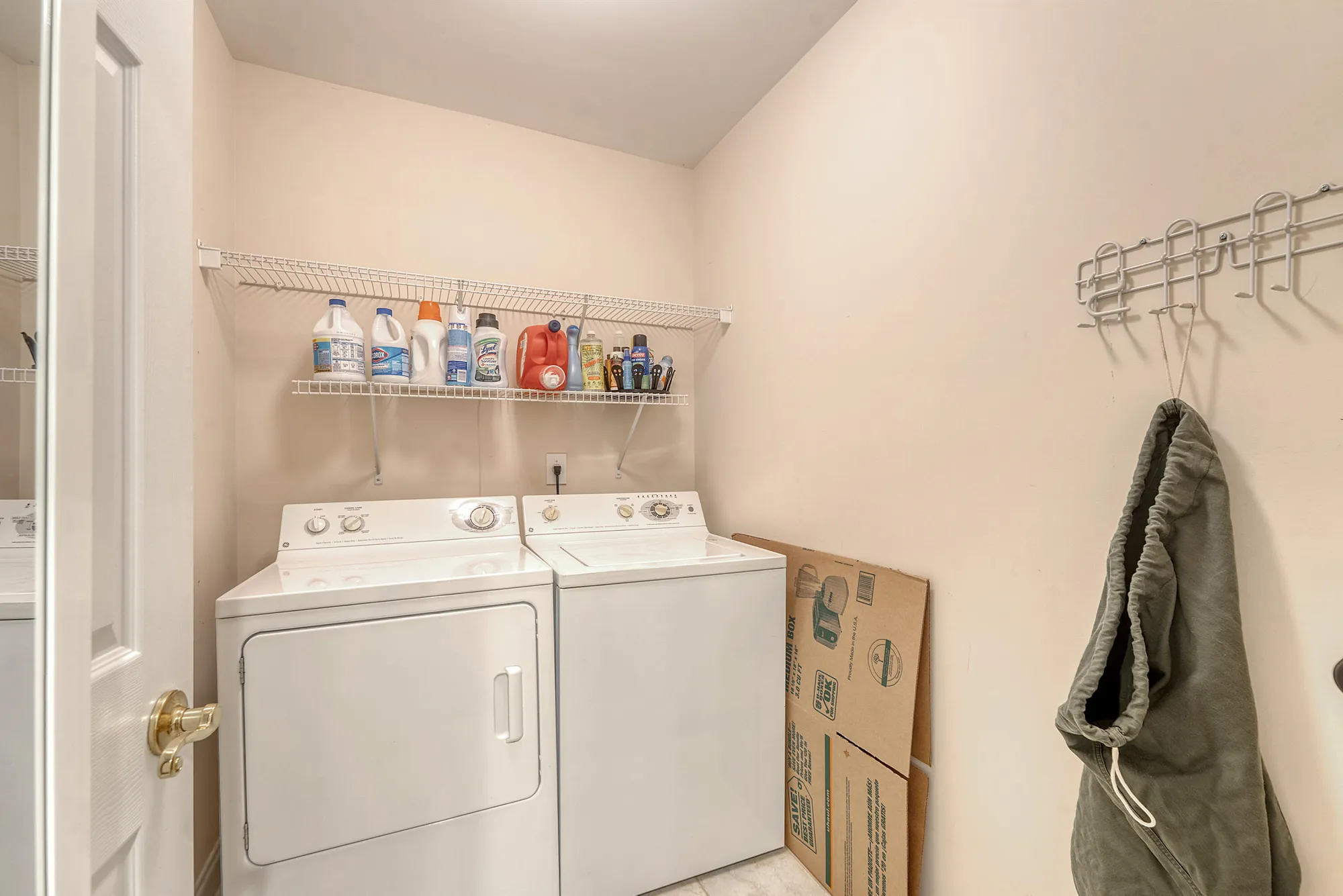 Property Slideshow image 18 of 38 | 9117 woodcreek ct, North Charleston, SC, 29406