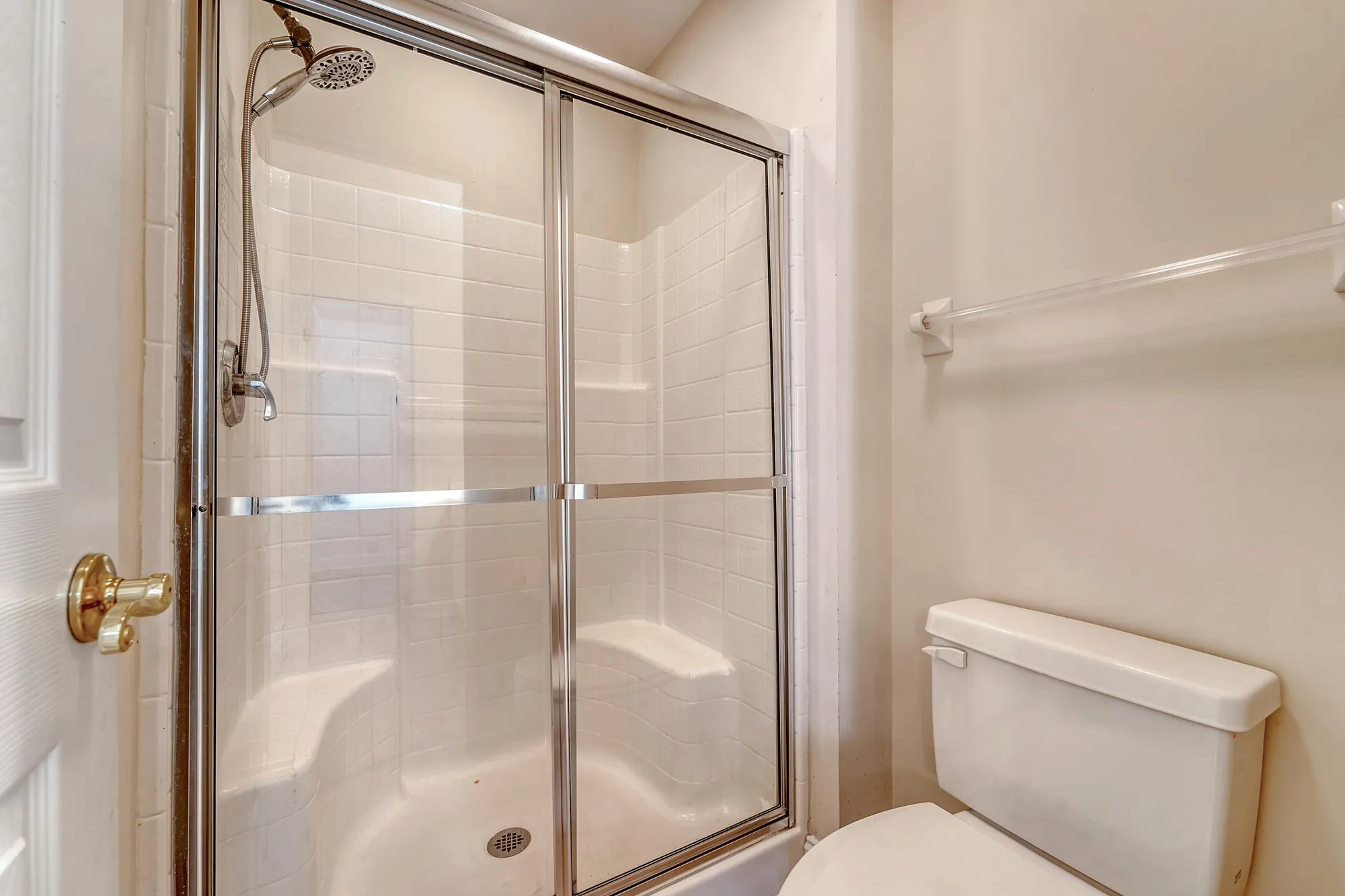 Property Slideshow image 15 of 38 | 9117 woodcreek ct, North Charleston, SC, 29406