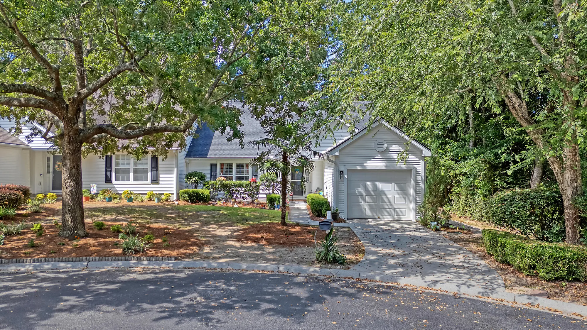 Property Slideshow image 29 of 38 | 9117 woodcreek ct, North Charleston, SC, 29406