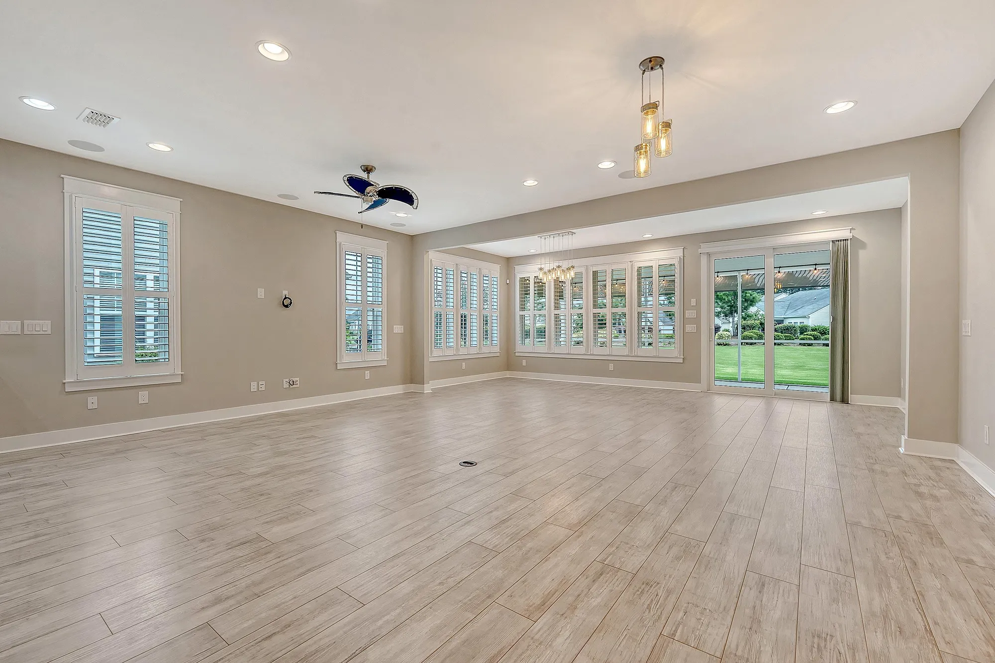 Property Slideshow image 12 of 57 | 117 harbor trace ln, Summerville, SC, 29486