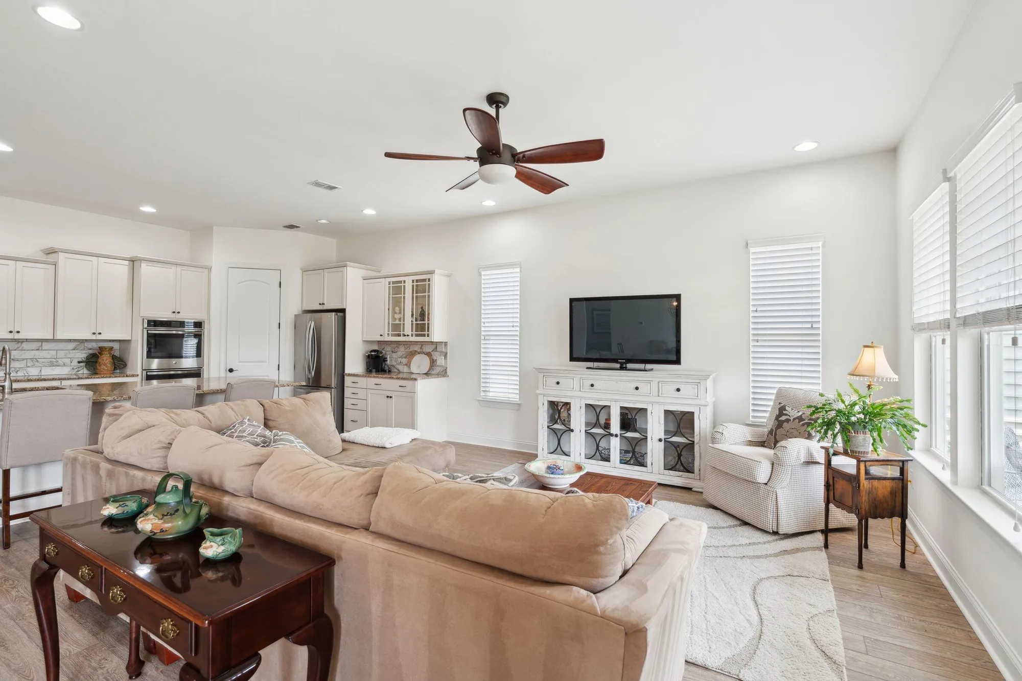 Property Slideshow image 25 of 76 | 516 tidewater chase ln, Summerville, SC, 29486