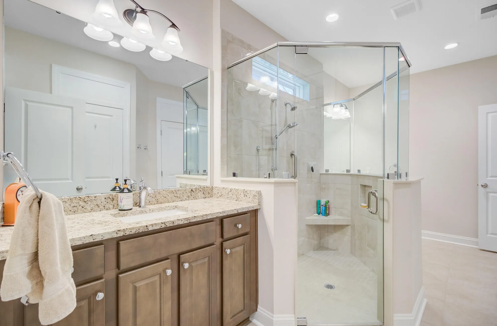 Property Slideshow image 24 of 78 | 5078 song sparrow way, Summerville, SC, 29483
