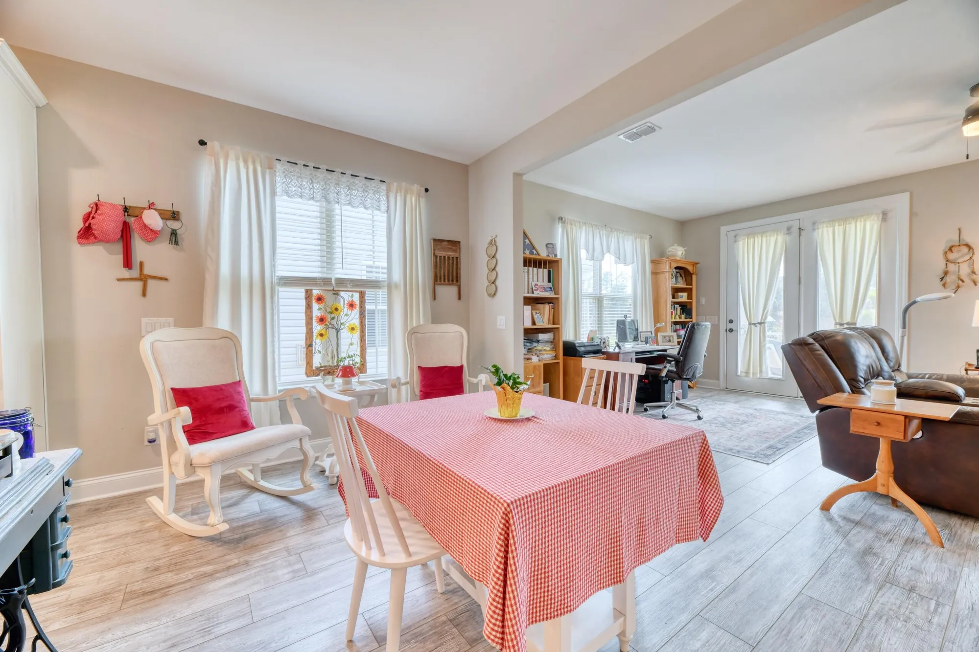 Property Slideshow image 15 of 43 | 344 seaside trl, Summerville, SC, 29486