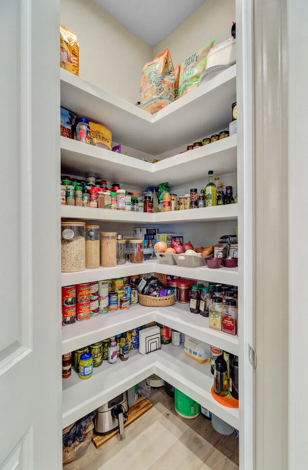 Property Slideshow image 21 of 95 | 366 tupelo lake dr, Summerville, SC, 29486