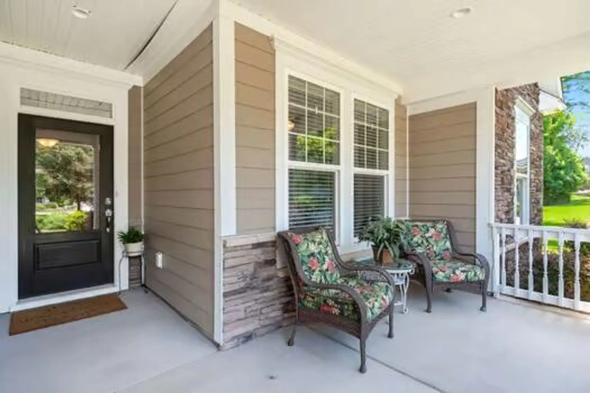 Property Slideshow image 4 of 64 | 6016 wild azalea rd, Summerville, SC, 29483