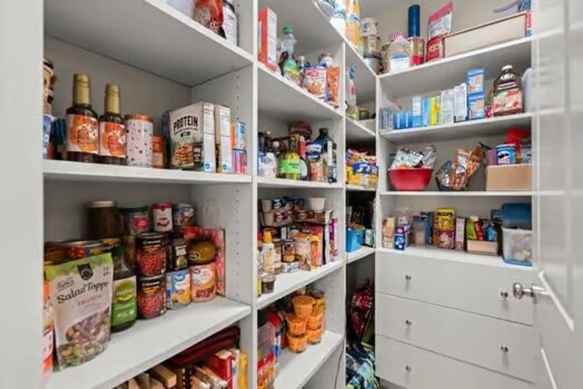 Property Slideshow image 21 of 64 | 6016 wild azalea rd, Summerville, SC, 29483