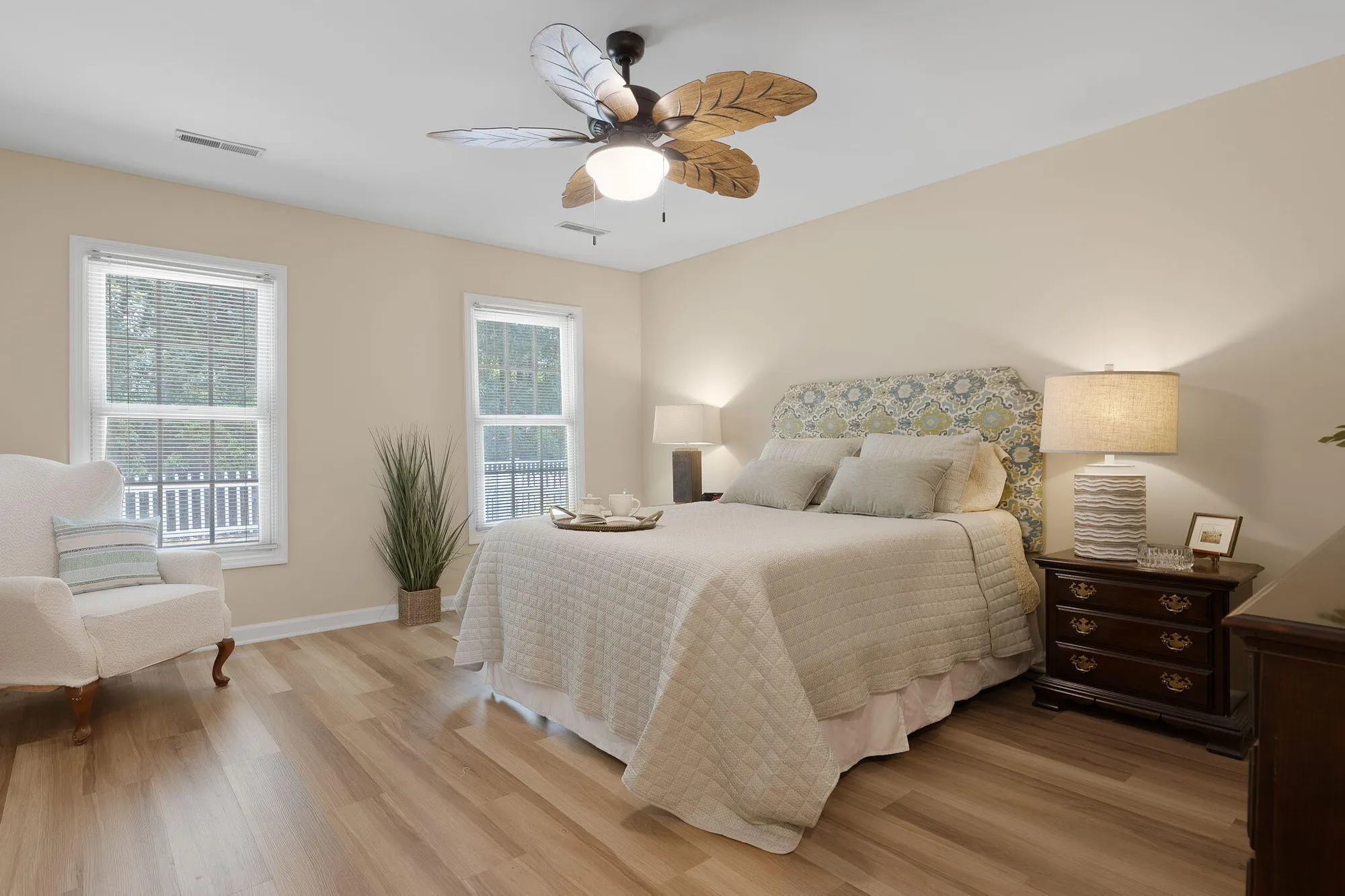 Property Slideshow image 14 of 43 | 9091 delancey cir, North Charleston, SC, 29406