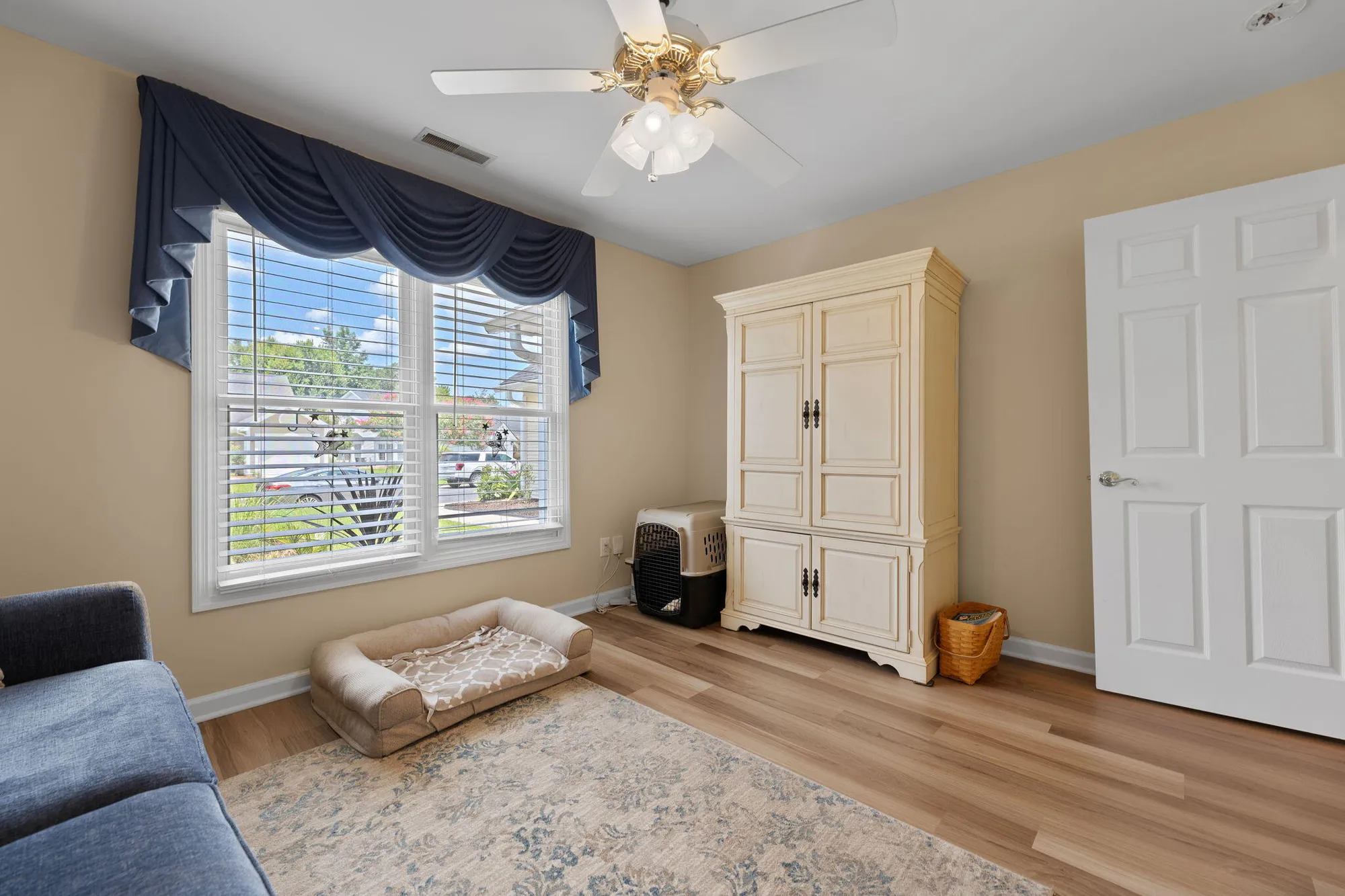 Property Slideshow image 19 of 43 | 9091 delancey cir, North Charleston, SC, 29406