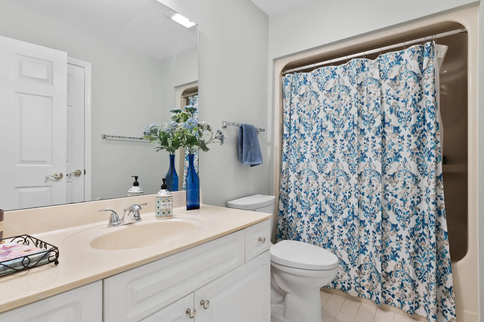 Property Slideshow image 20 of 43 | 9091 delancey cir, North Charleston, SC, 29406