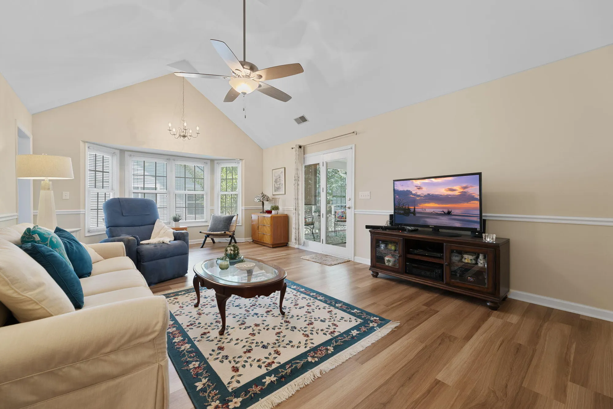 Property Slideshow image 9 of 43 | 9091 delancey cir, North Charleston, SC, 29406