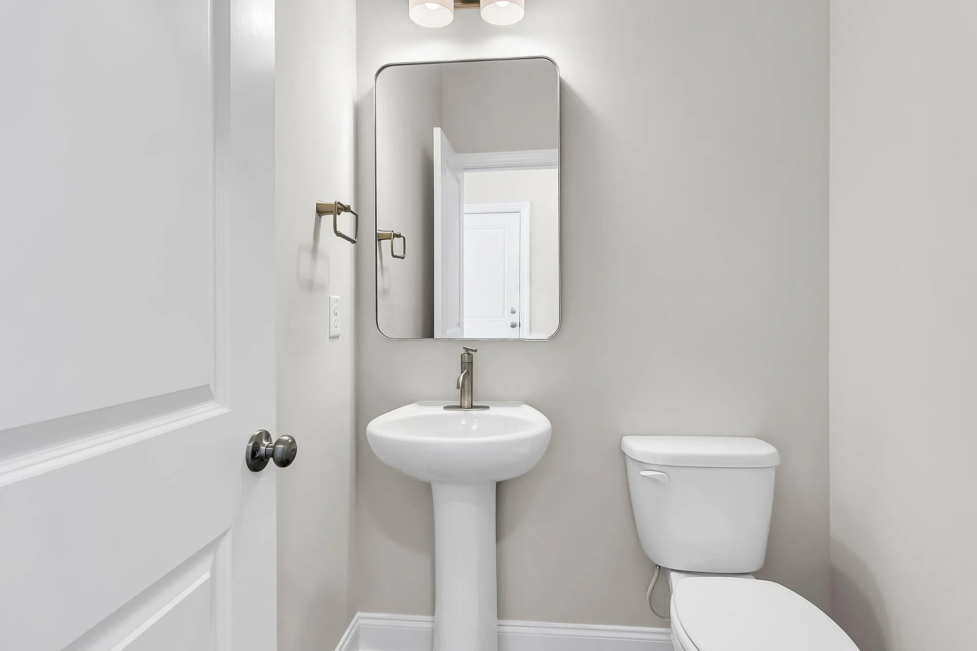 Property Slideshow image 7 of 41 | 764 maynard ln, Summerville, SC, 29486