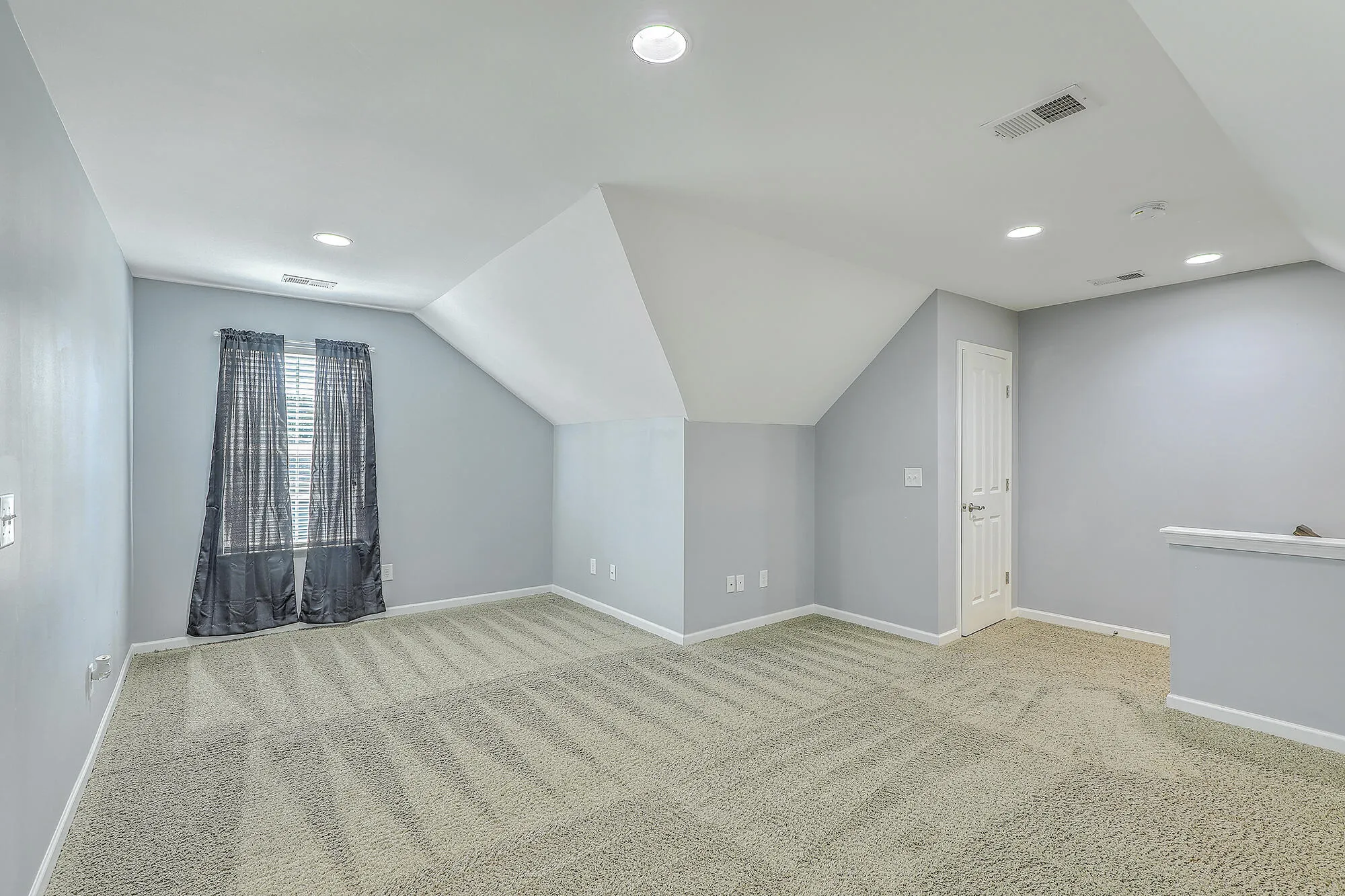 Property Slideshow image 25 of 36 | 271 village stone cir, Summerville, SC, 29486