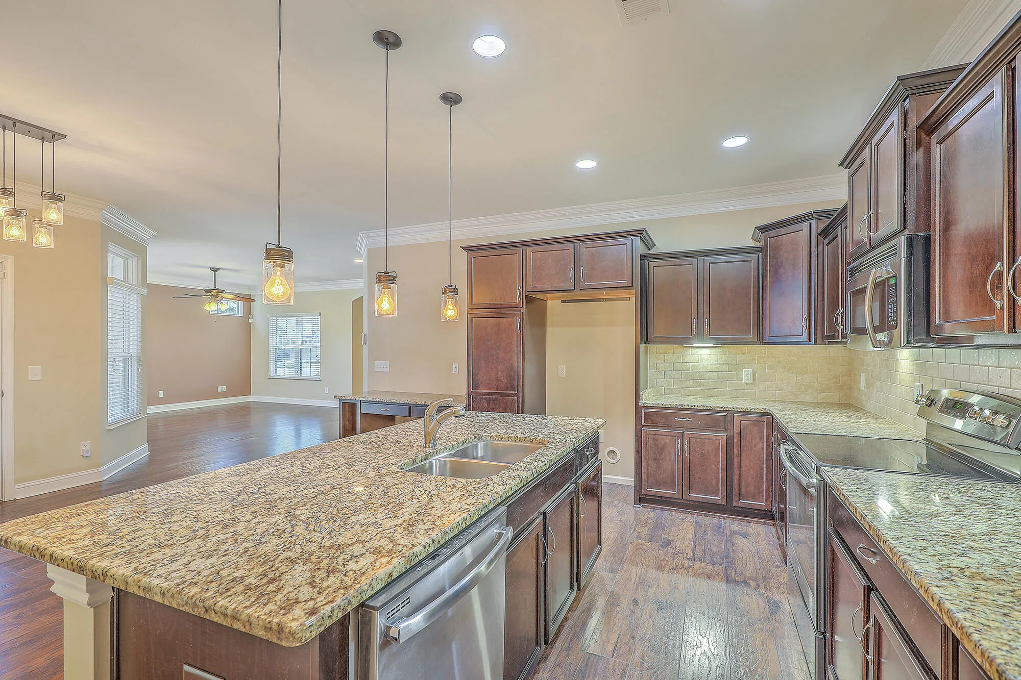Property Slideshow image 12 of 36 | 271 village stone cir, Summerville, SC, 29486