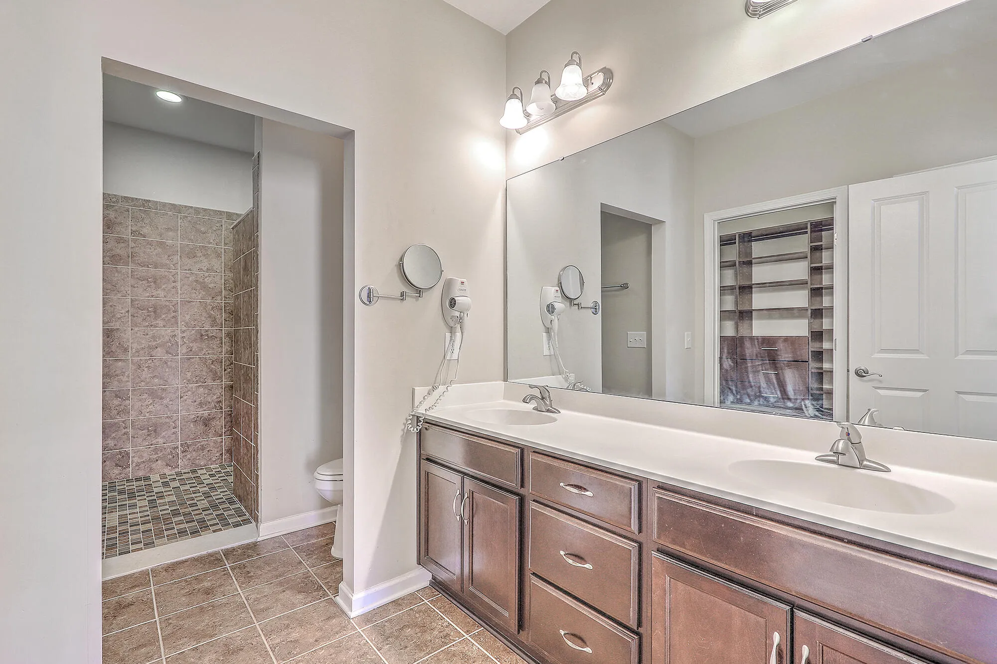 Property Slideshow image 22 of 36 | 271 village stone cir, Summerville, SC, 29486