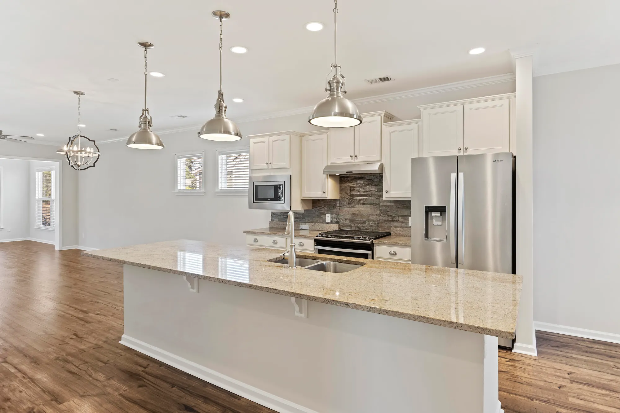 Property Slideshow image 33 of 79 | 422 switchgrass dr, Summerville, SC, 29486