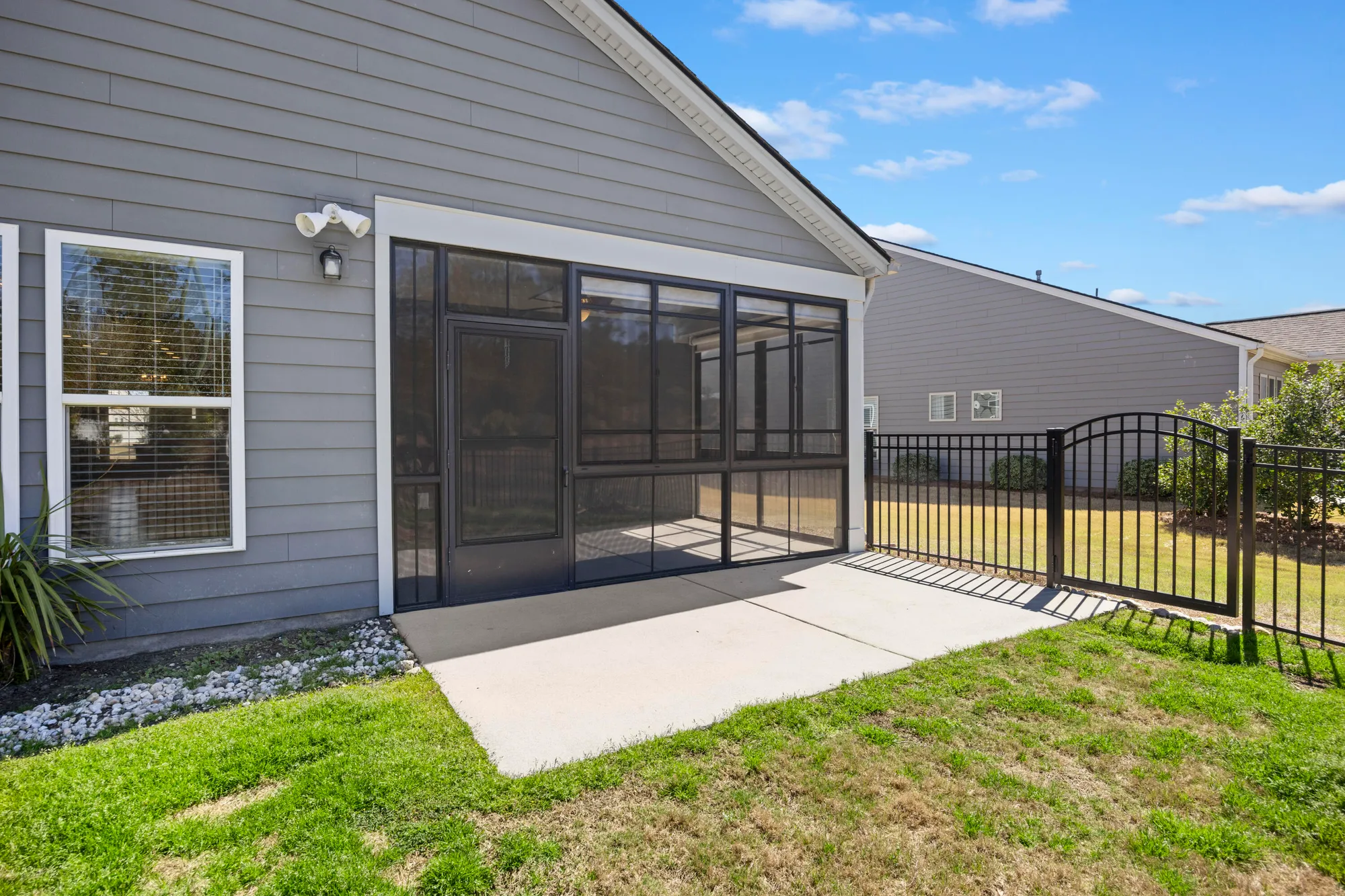 Property Slideshow image 60 of 79 | 422 switchgrass dr, Summerville, SC, 29486