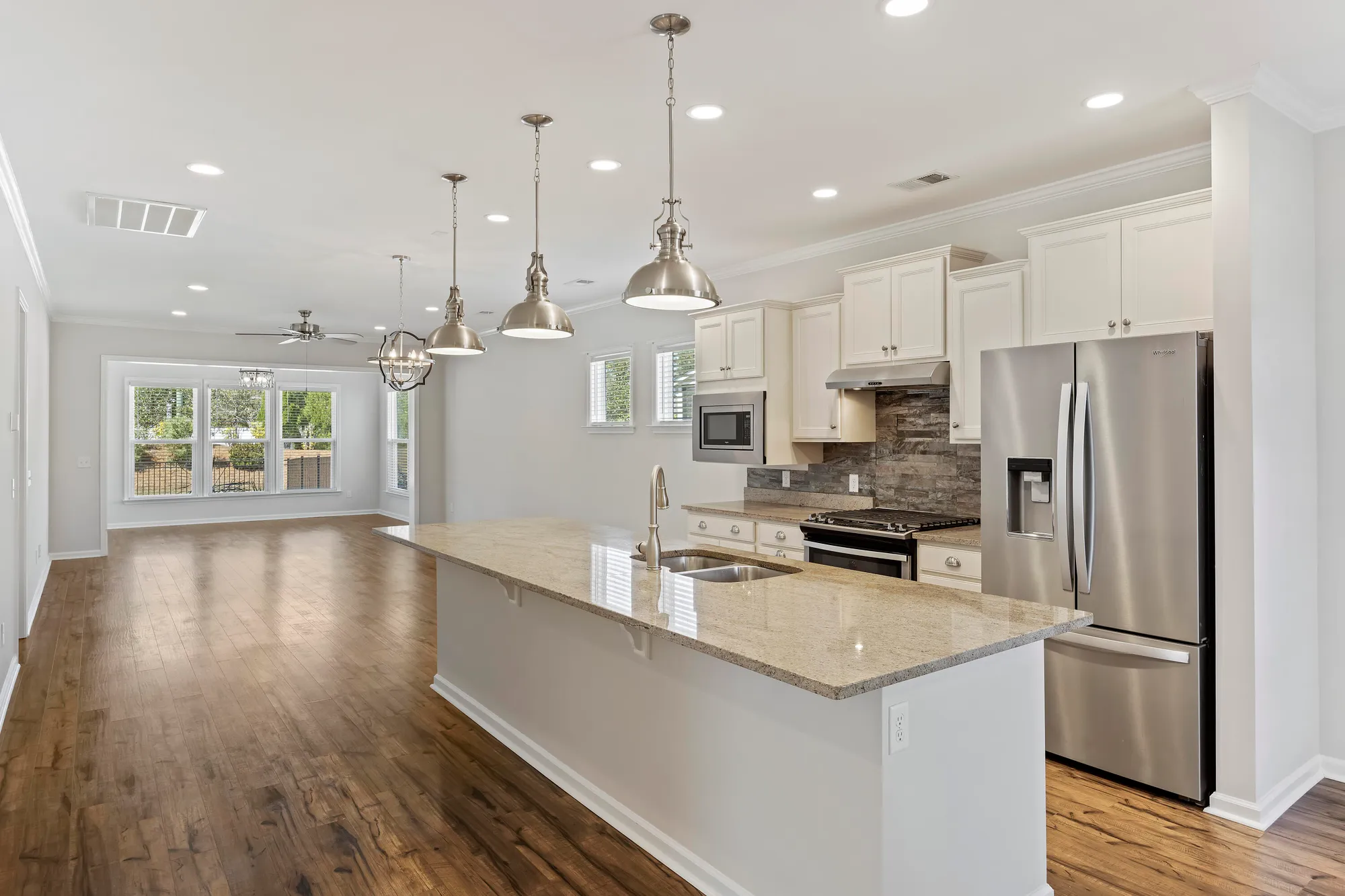 Property Slideshow image 28 of 79 | 422 switchgrass dr, Summerville, SC, 29486