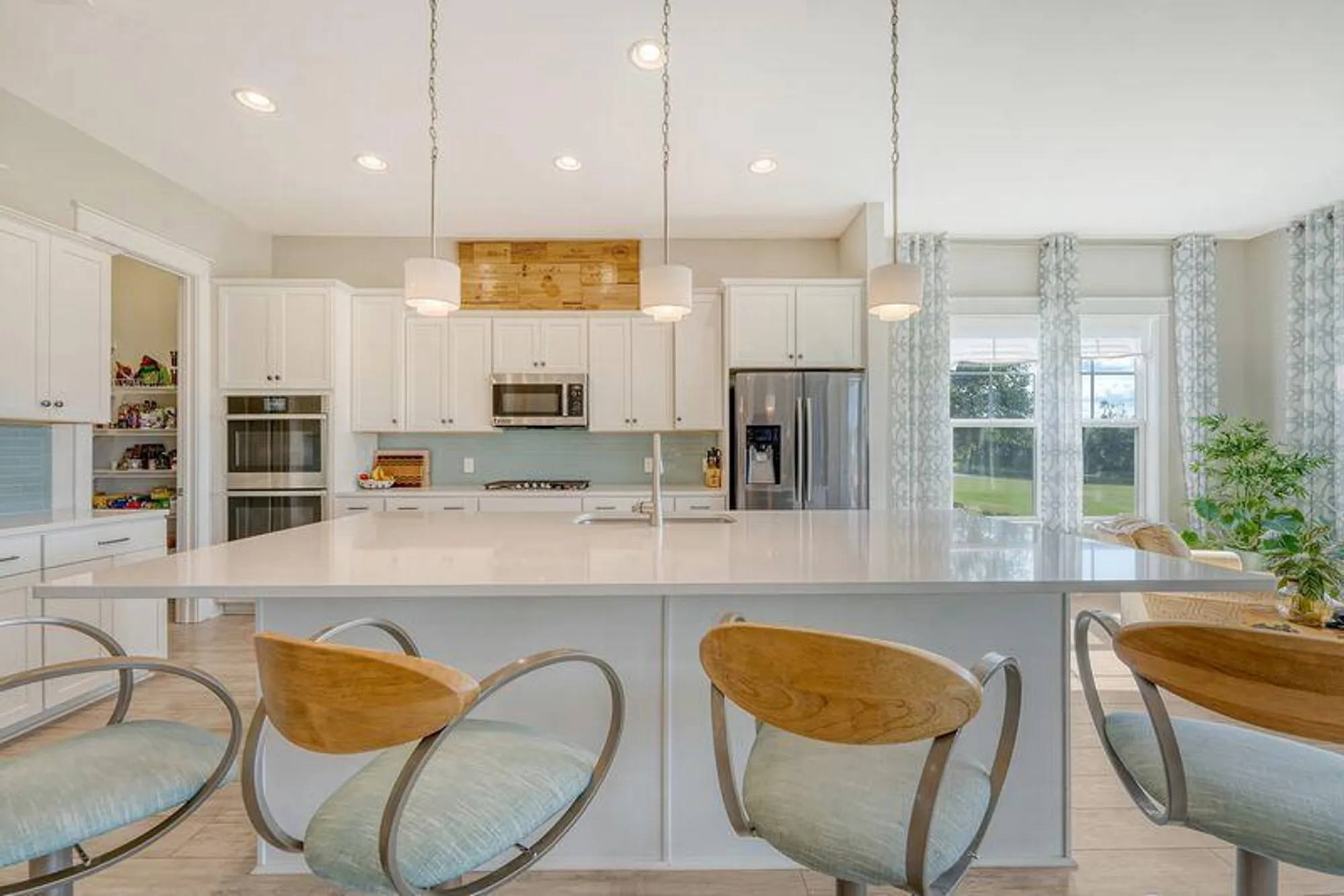 Property Slideshow image 25 of 55 | 529 four seasons blvd, Summerville, SC, 29486