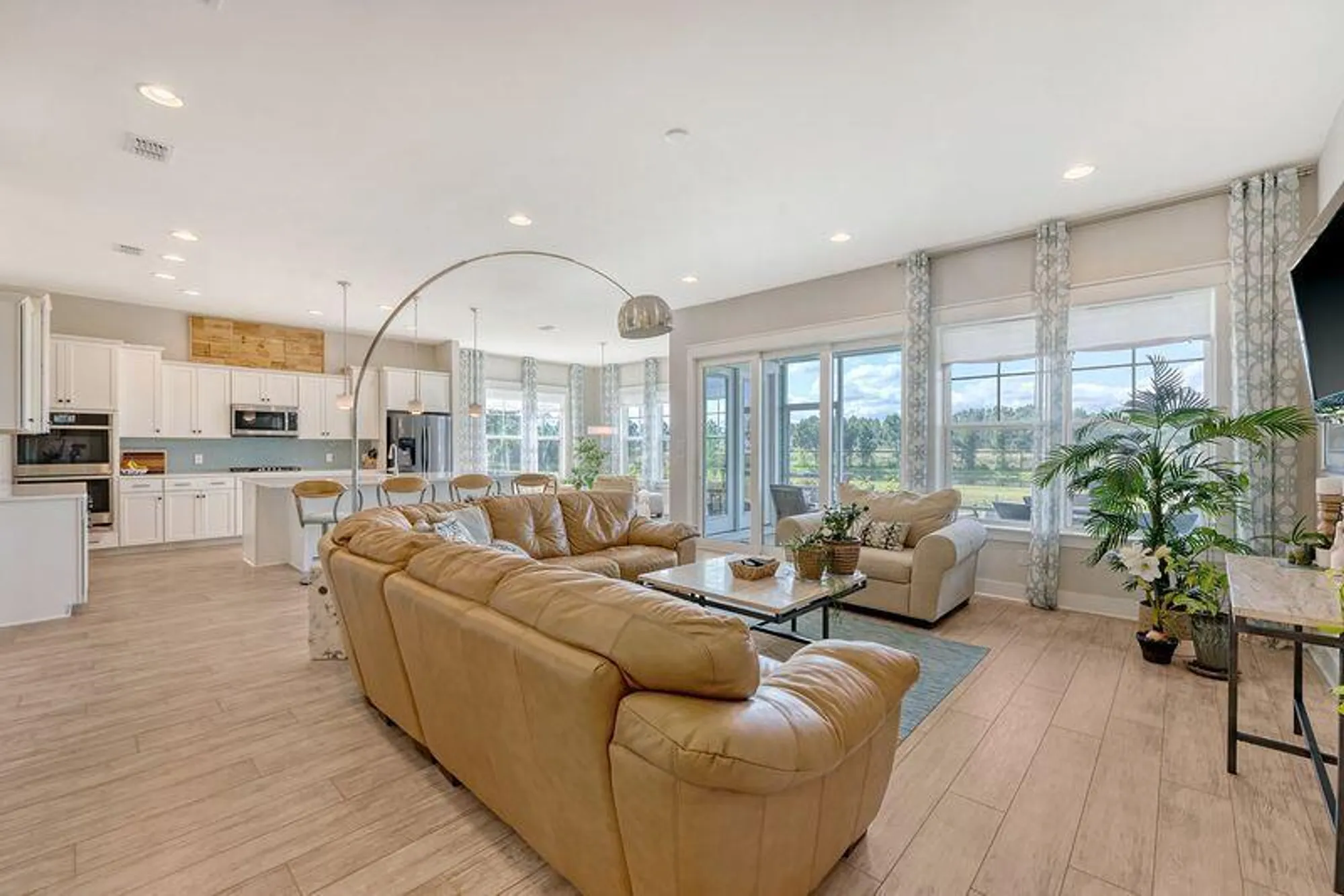 Property Slideshow image 16 of 55 | 529 four seasons blvd, Summerville, SC, 29486
