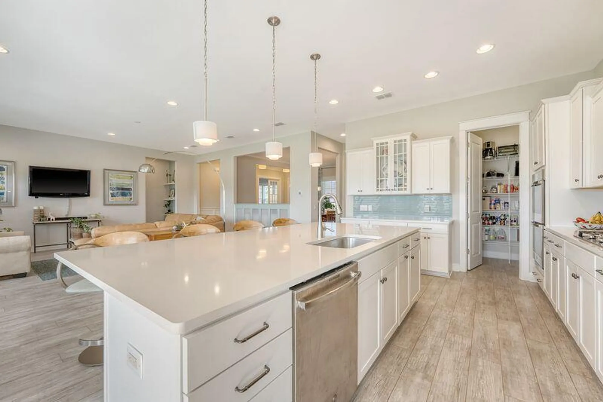 Property Slideshow image 24 of 55 | 529 four seasons blvd, Summerville, SC, 29486