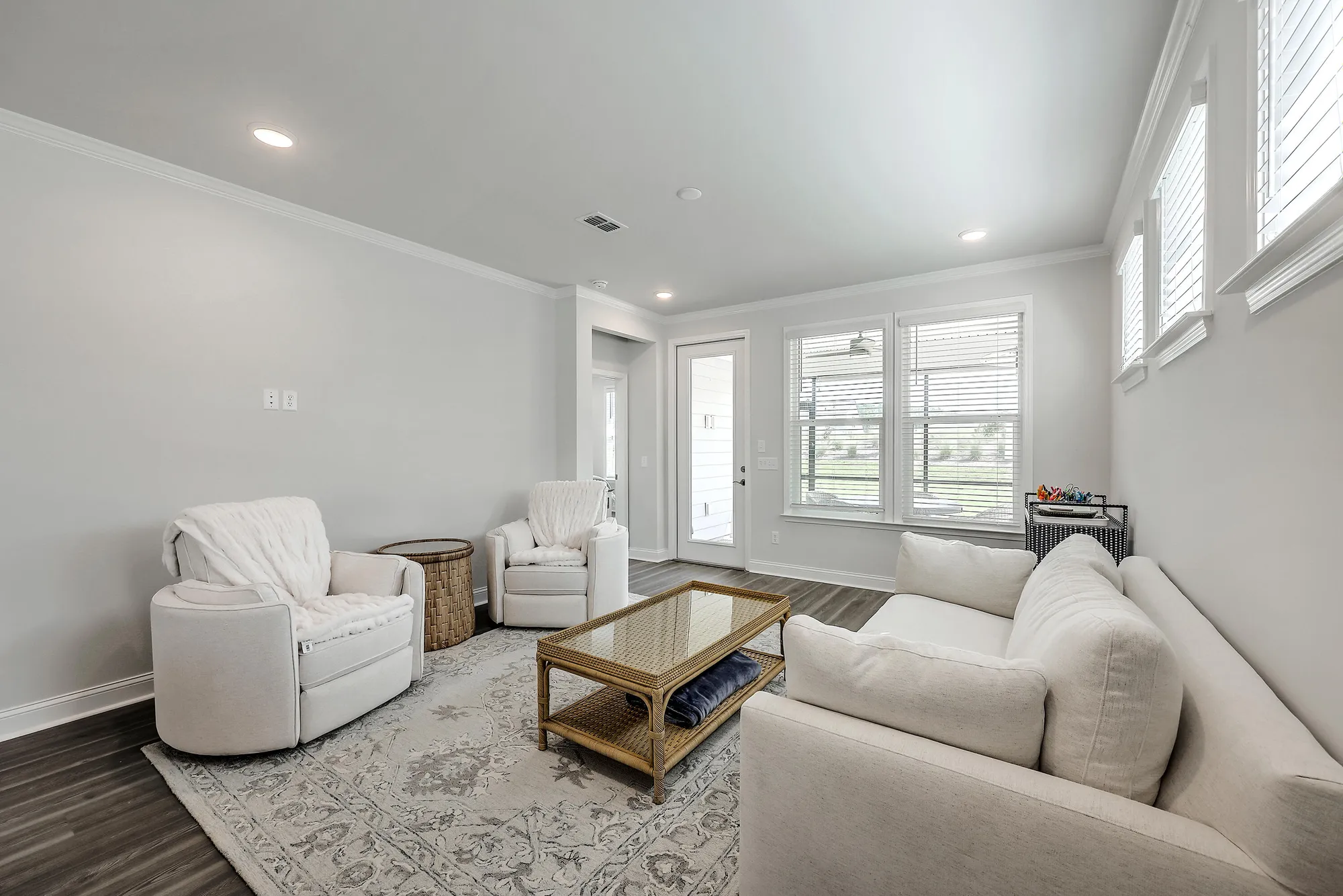 Property Slideshow image 13 of 52 | 336 dahlia row dr, Summerville, SC, 29486