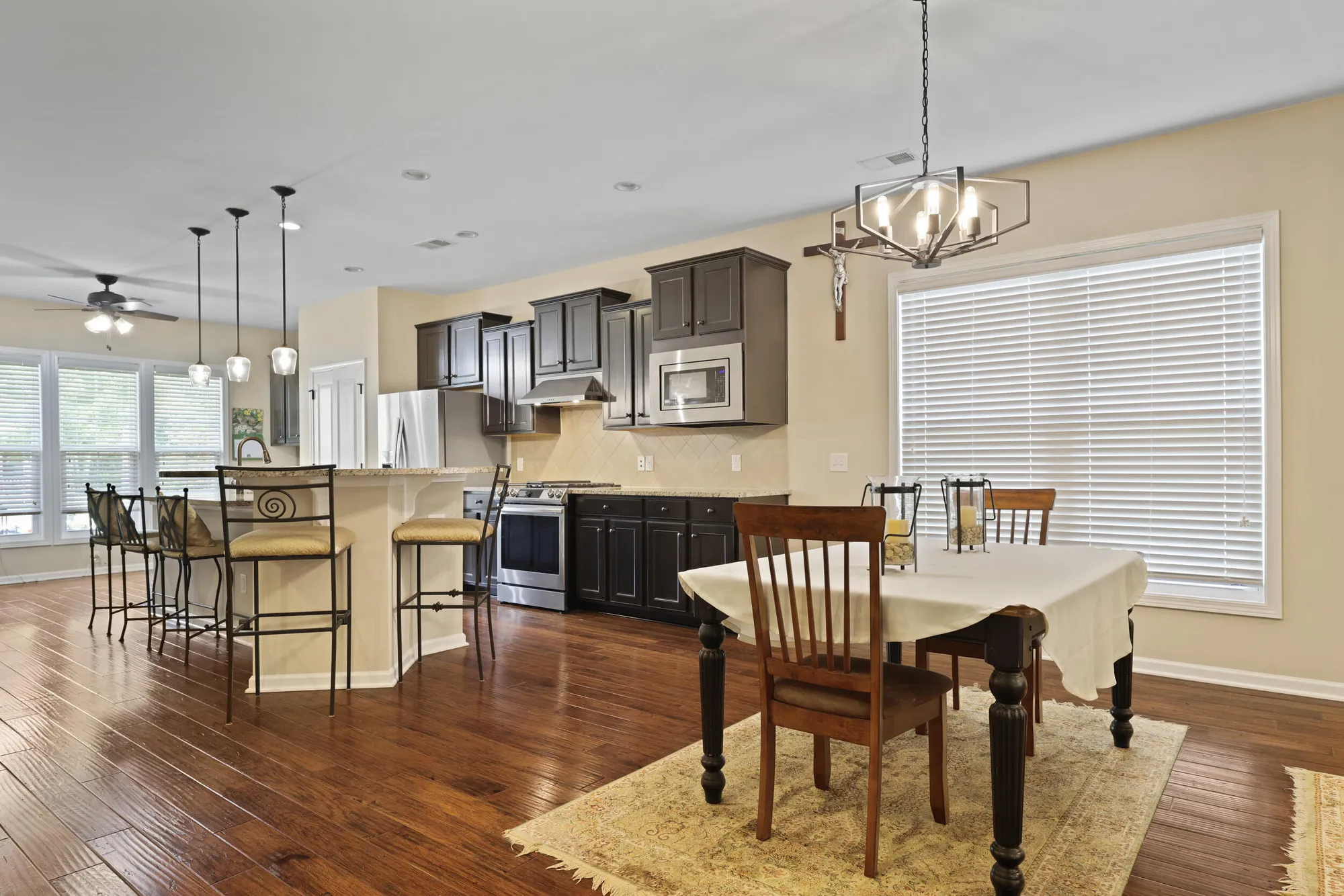 Property Slideshow image 5 of 42 | 604 eastern isle ave, Summerville, SC, 29486