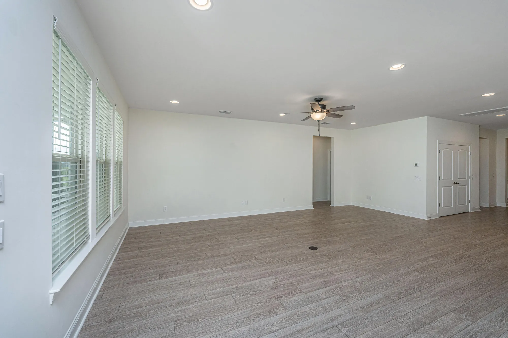 Property Slideshow image 13 of 55 | 231 marina shores ct, Summerville, SC, 29486