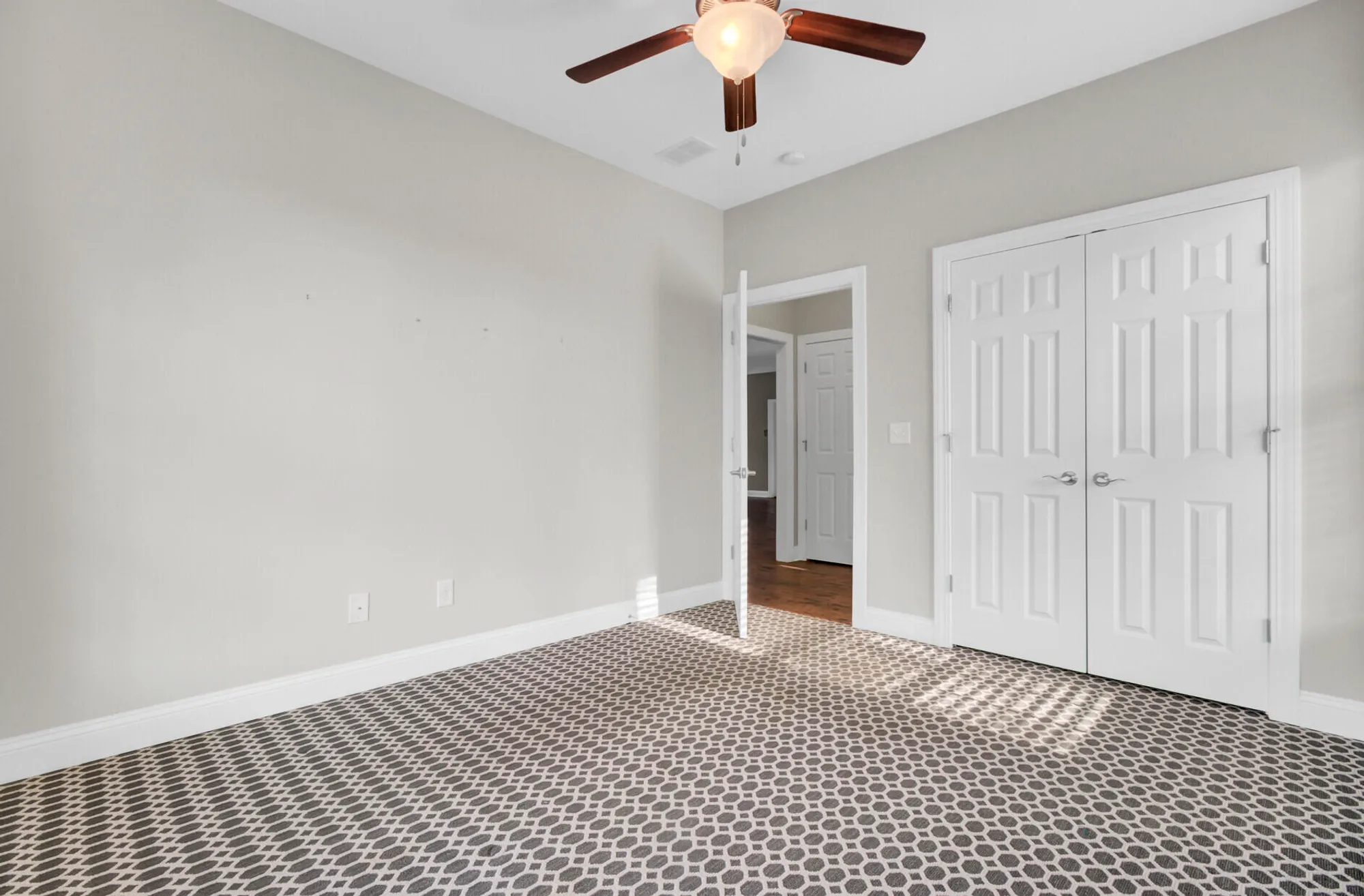 Property Slideshow image 26 of 41 | 102 brutus ln, Summerville, SC, 29485