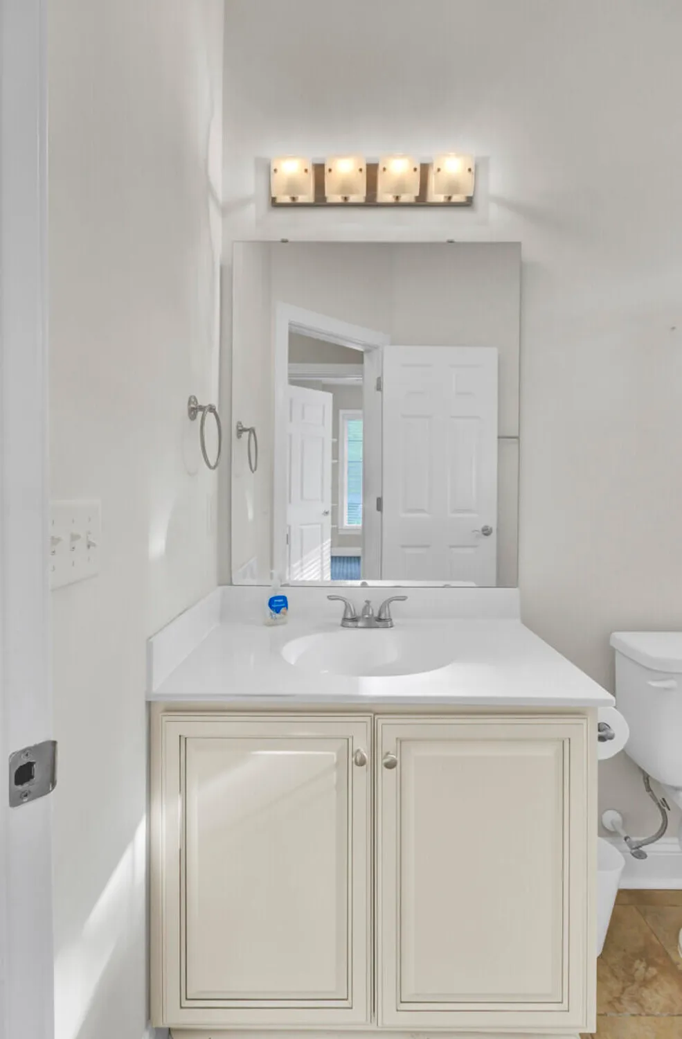 Property Slideshow image 28 of 41 | 102 brutus ln, Summerville, SC, 29485