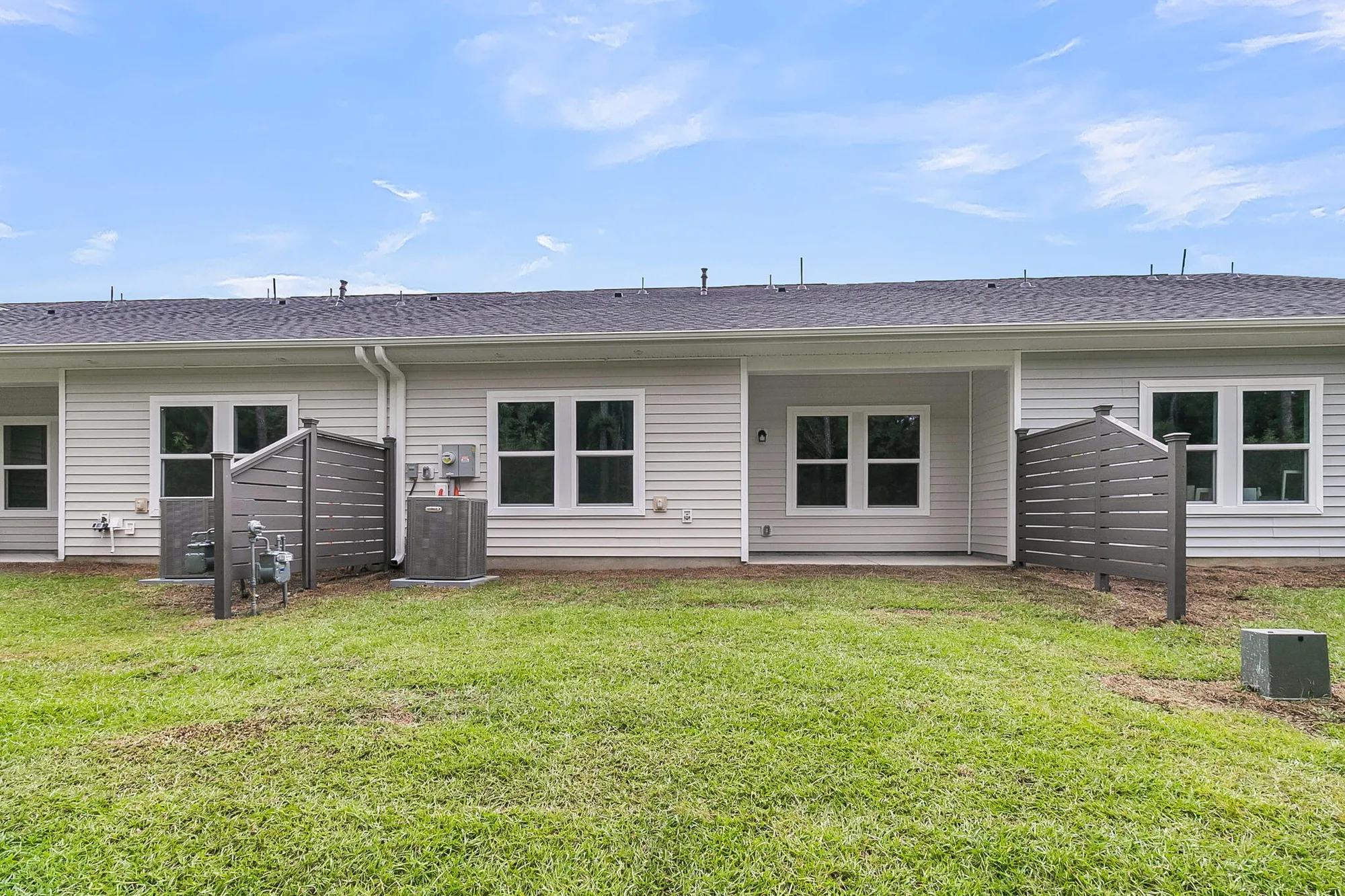 Property Slideshow image 31 of 36 | 950 dusk dr, Summerville, SC, 29486