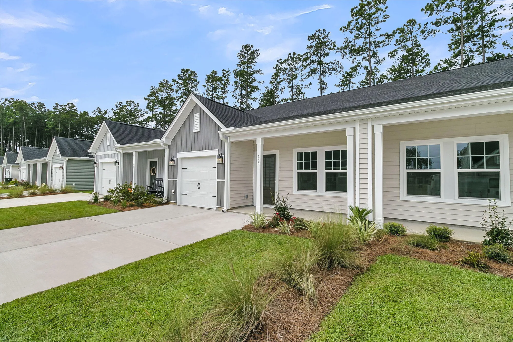 Property Slideshow image 4 of 36 | 950 dusk dr, Summerville, SC, 29486