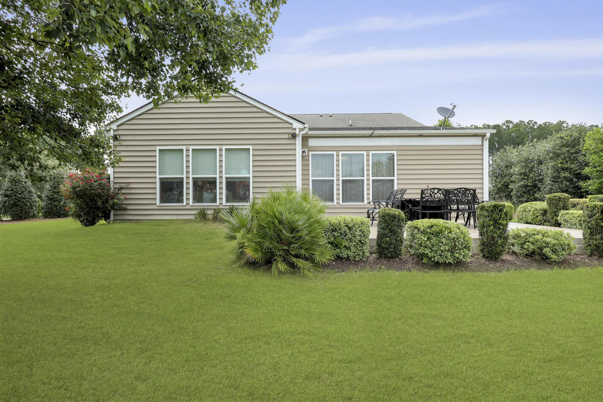 Property Slideshow image 33 of 58 | 586 eastern isle ave, Summerville, SC, 29486