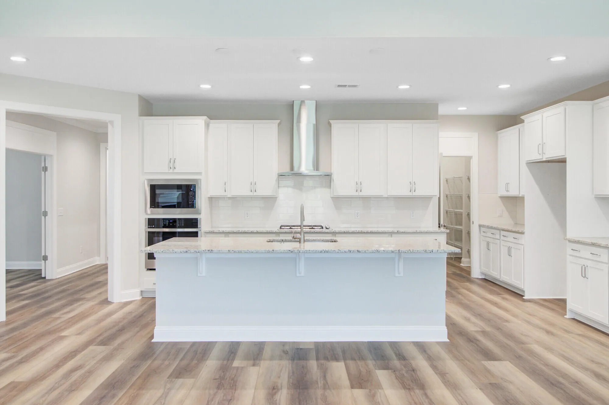 Property Slideshow image 10 of 109 | 4996 song sparrow way, Summerville, SC, 29483