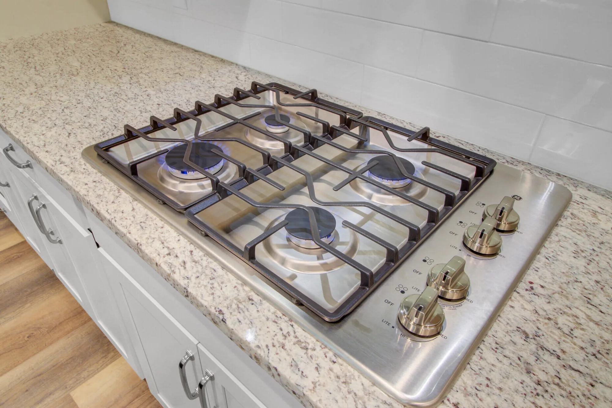 Property Slideshow image 13 of 109 | 4996 song sparrow way, Summerville, SC, 29483