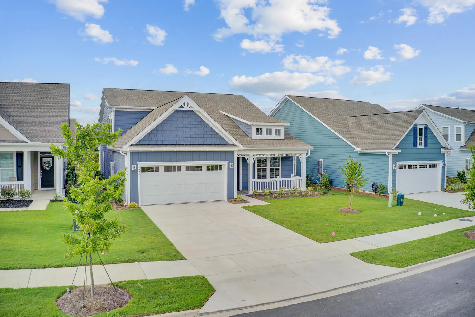 Property Slideshow image 3 of 109 | 4996 song sparrow way, Summerville, SC, 29483