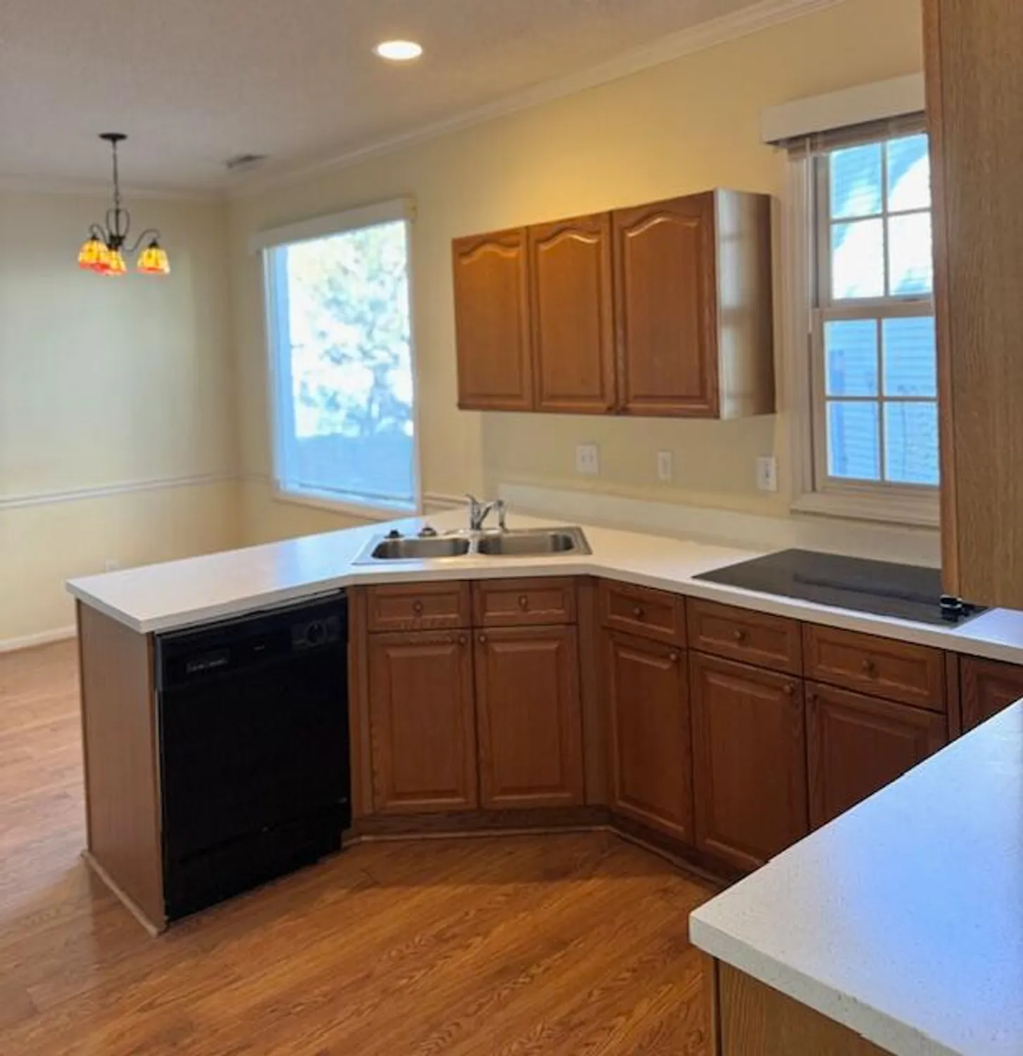 Property Slideshow image 19 of 49 | 9162 spring branch ct, North Charleston, SC, 29406