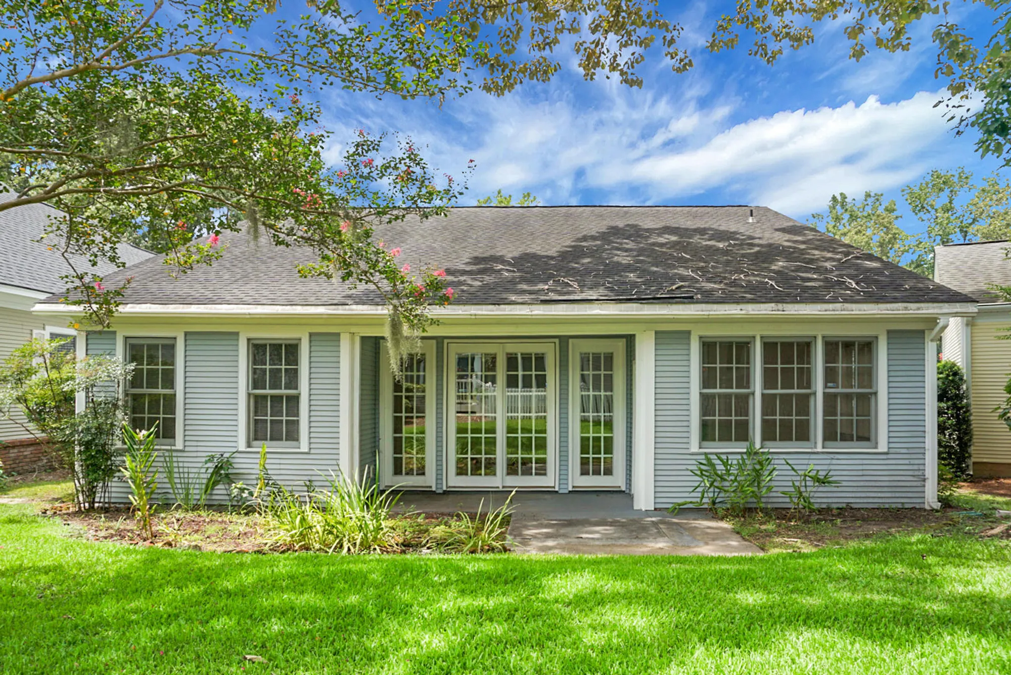 Property Slideshow image 13 of 49 | 9162 spring branch ct, North Charleston, SC, 29406