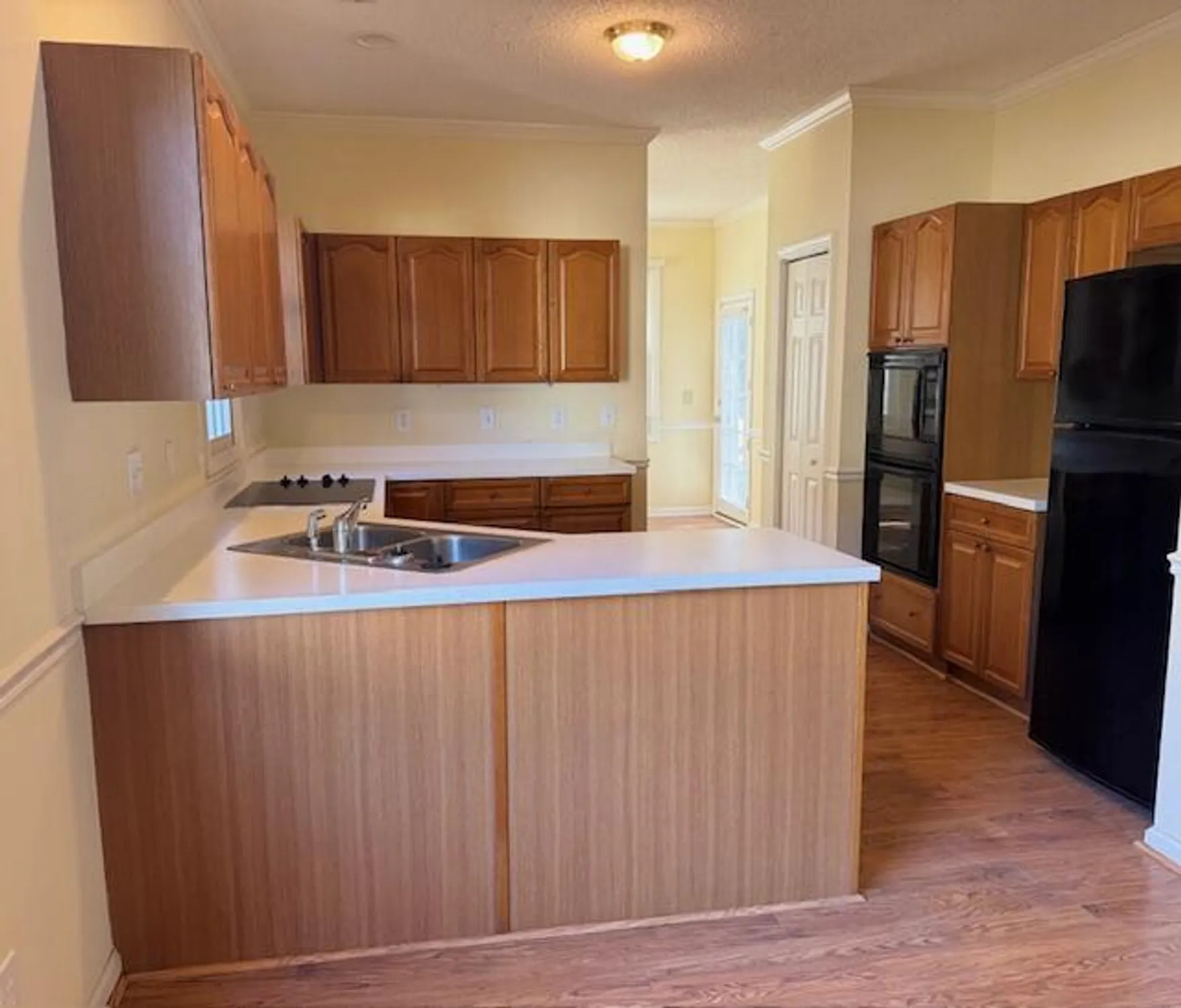 Property Slideshow image 16 of 49 | 9162 spring branch ct, North Charleston, SC, 29406