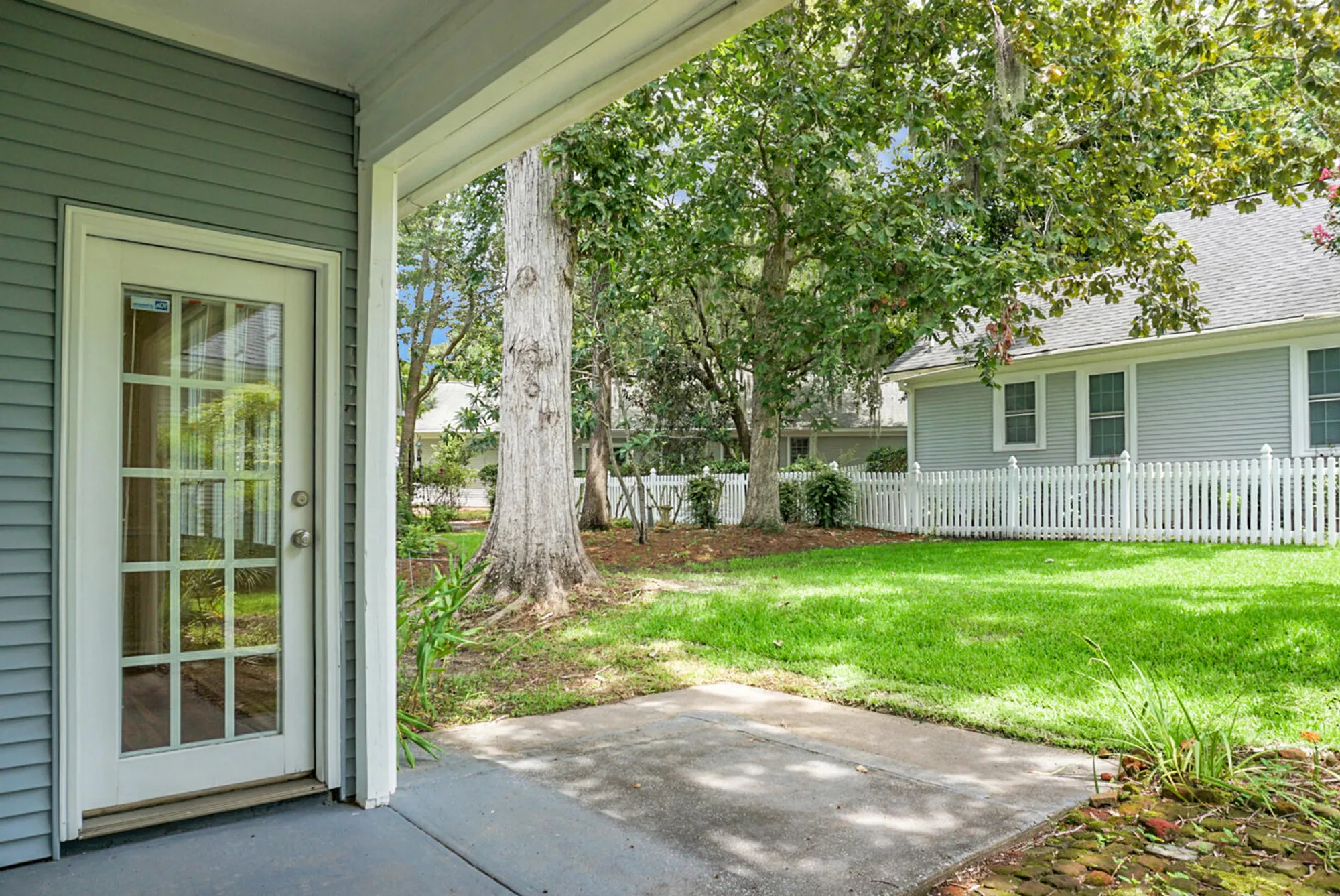 Property Slideshow image 12 of 49 | 9162 spring branch ct, North Charleston, SC, 29406